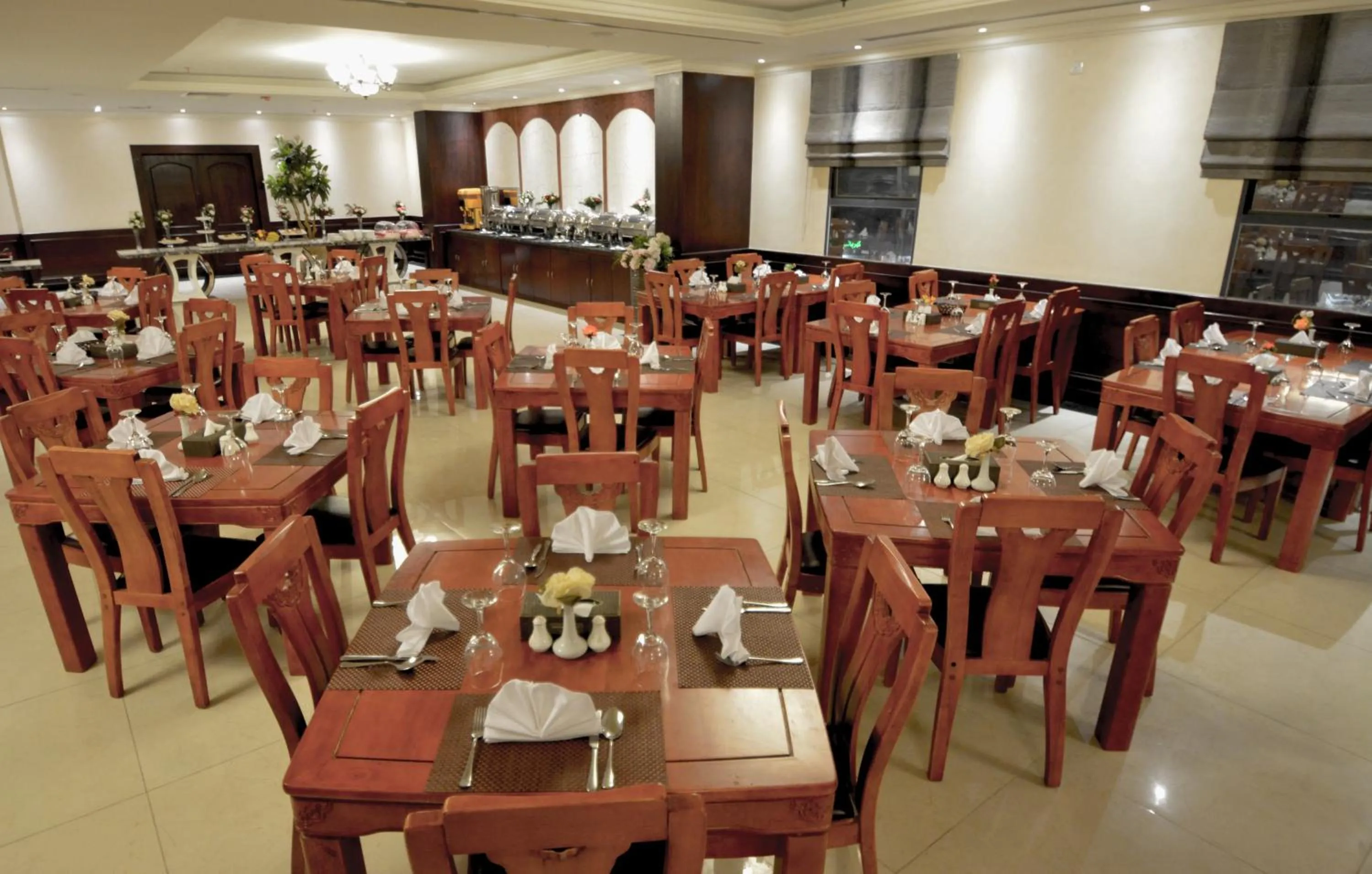 Grandeur East فخامة الشرق للشقق المخدومة