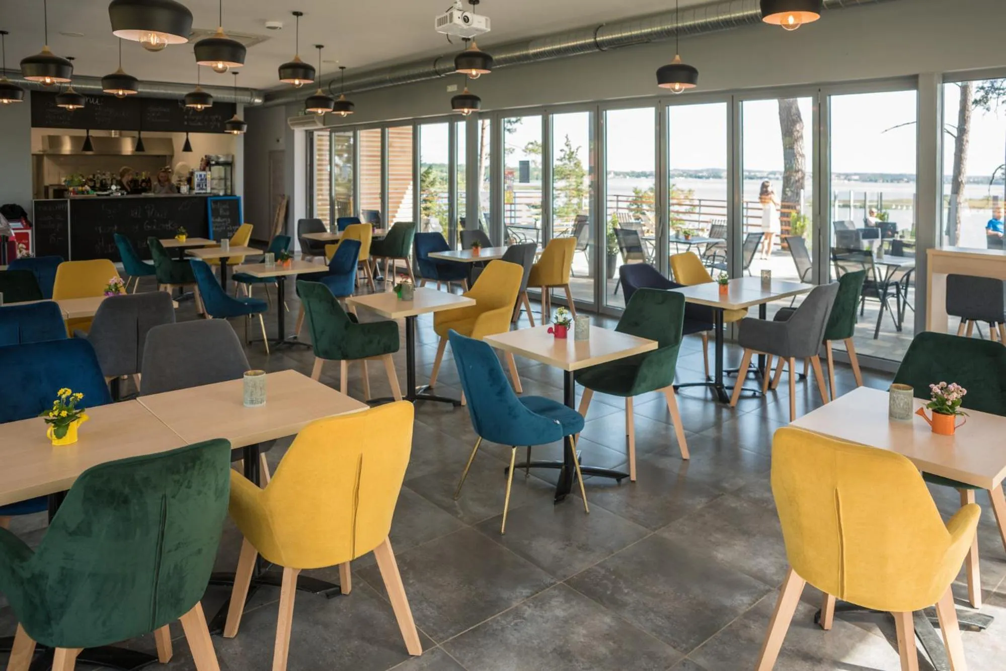 Restaurant/places to eat in Resort Niegocin