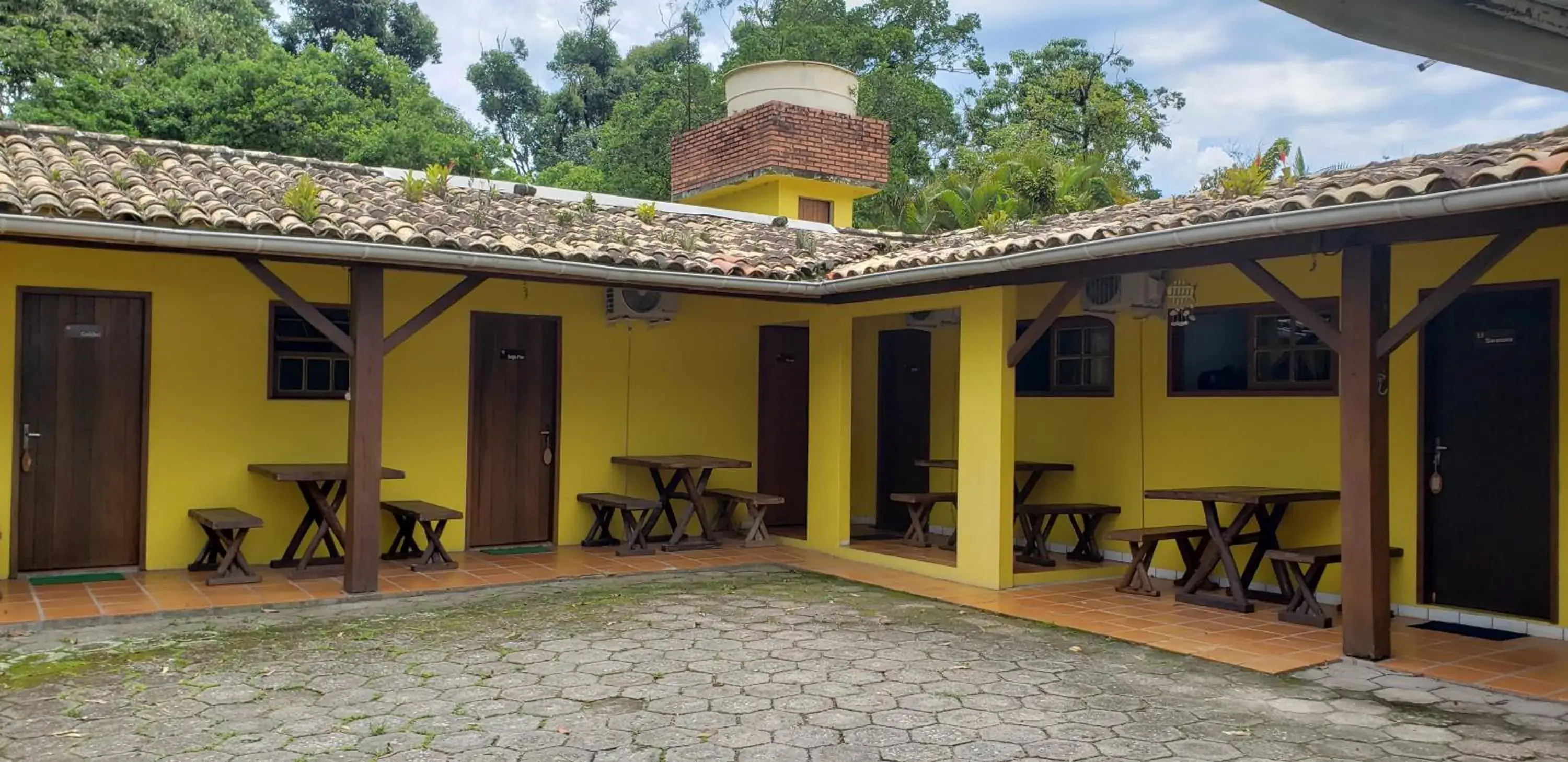 Suite in Pousada Villa Da Guarda Suite in Pousada Villa Da Guarda