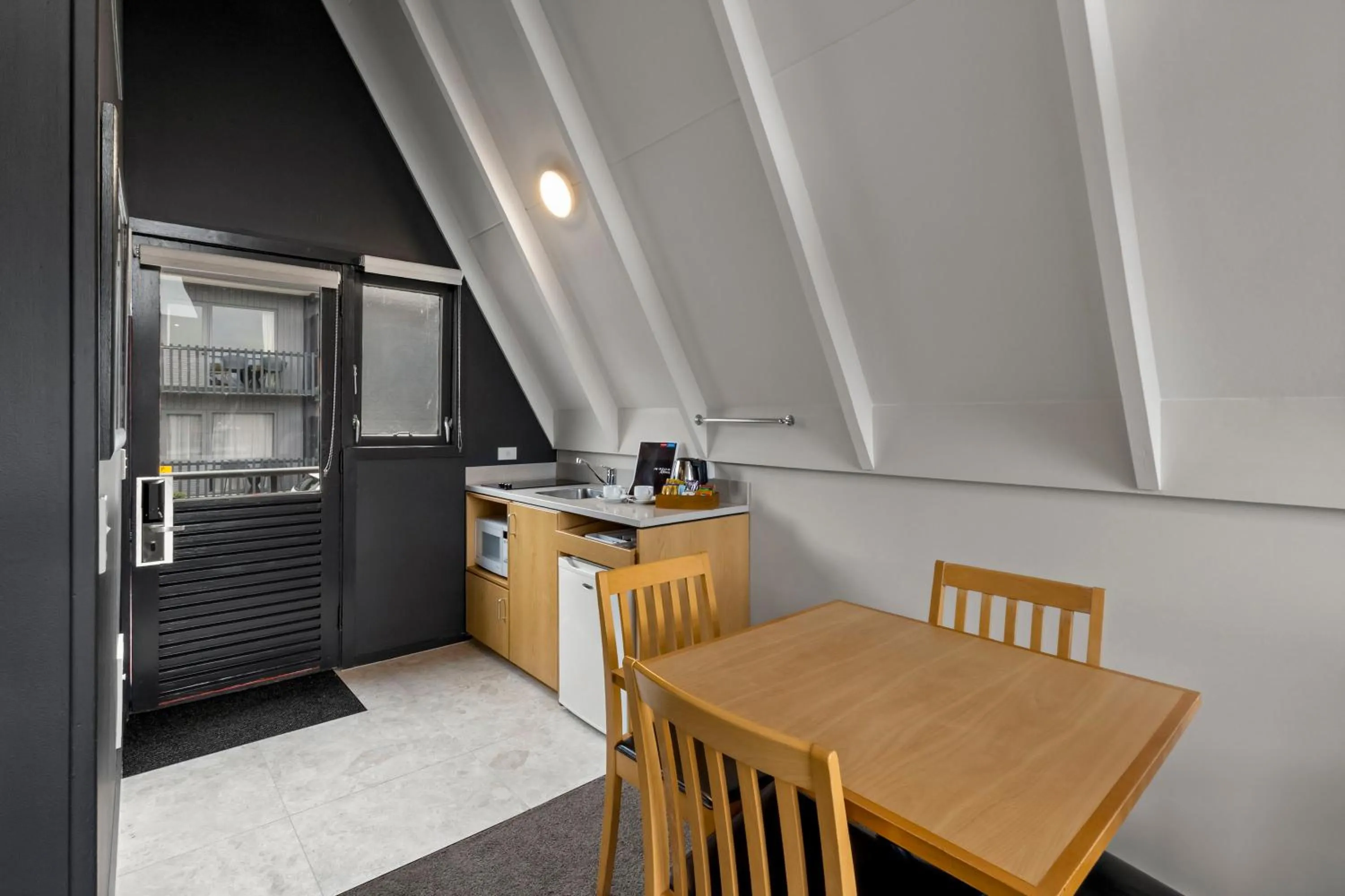 Coffee/tea facilities in Heartland Hotel Queenstown