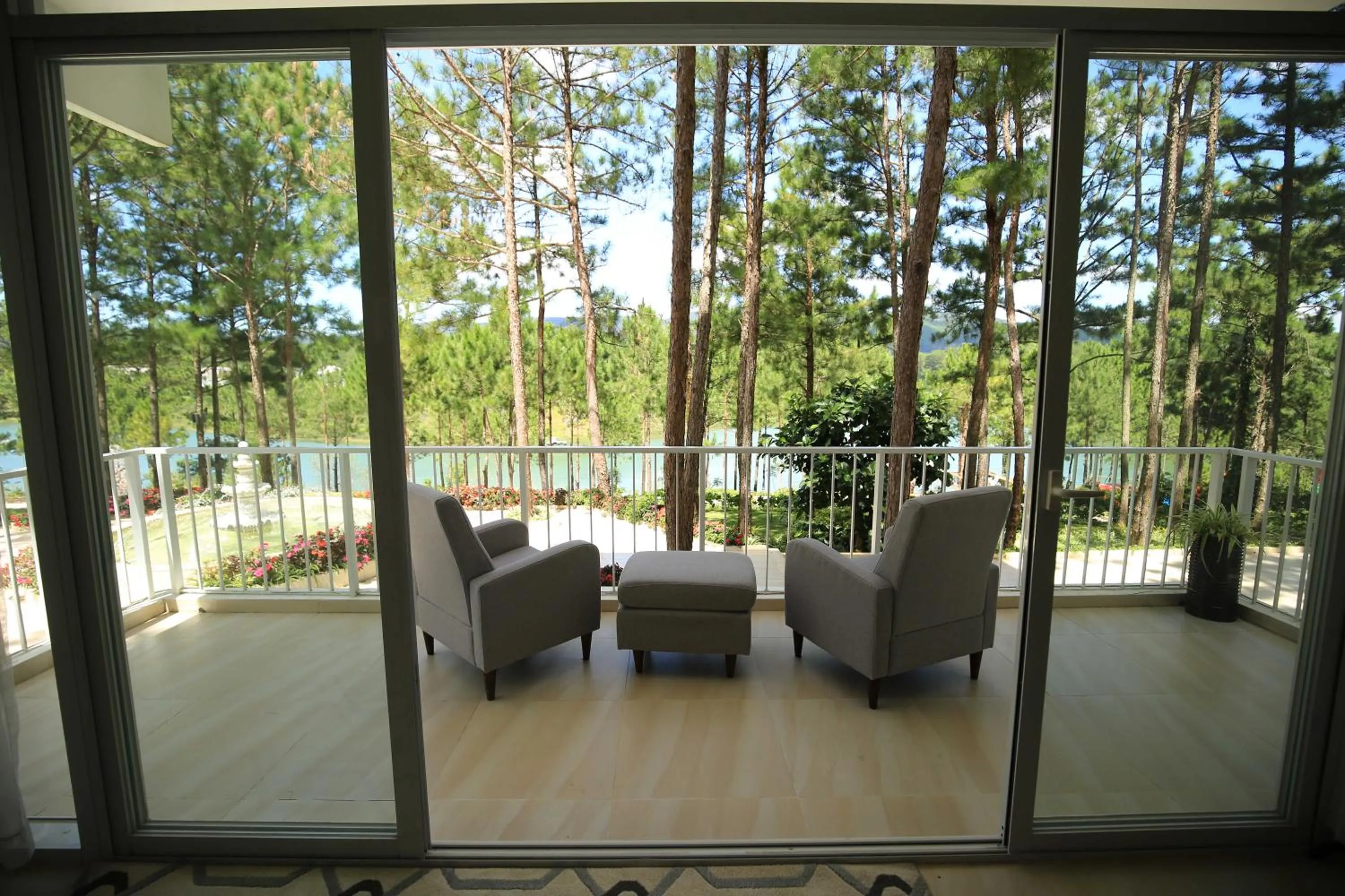 Patio in CEREJA Hotel & Resort Dalat