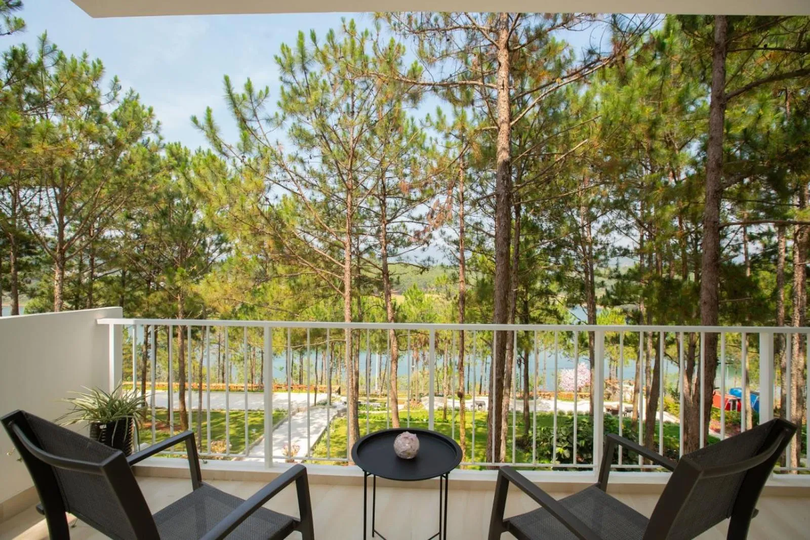 Balcony/Terrace in CEREJA Hotel & Resort Dalat