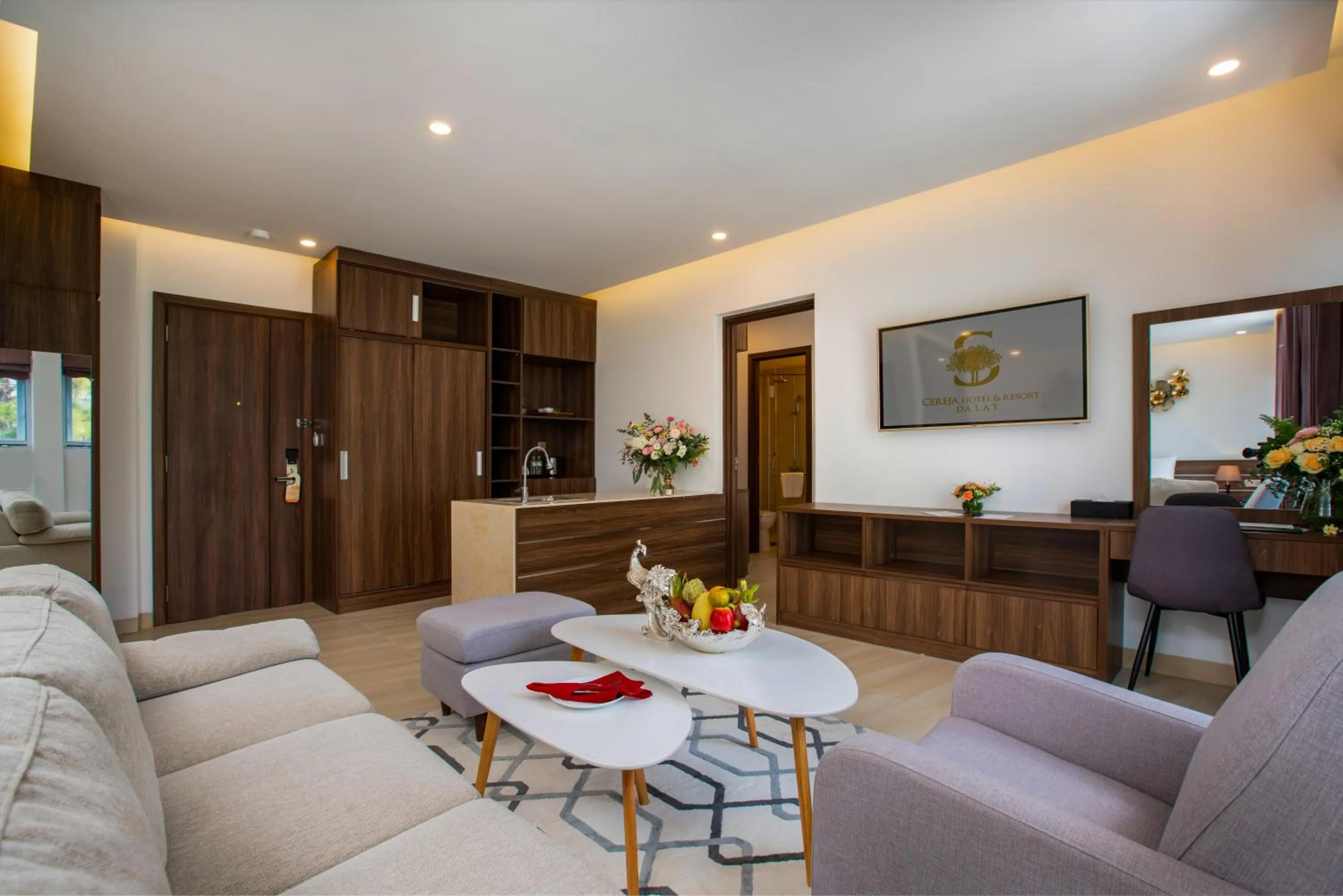 TV and multimedia in CEREJA Hotel & Resort Dalat