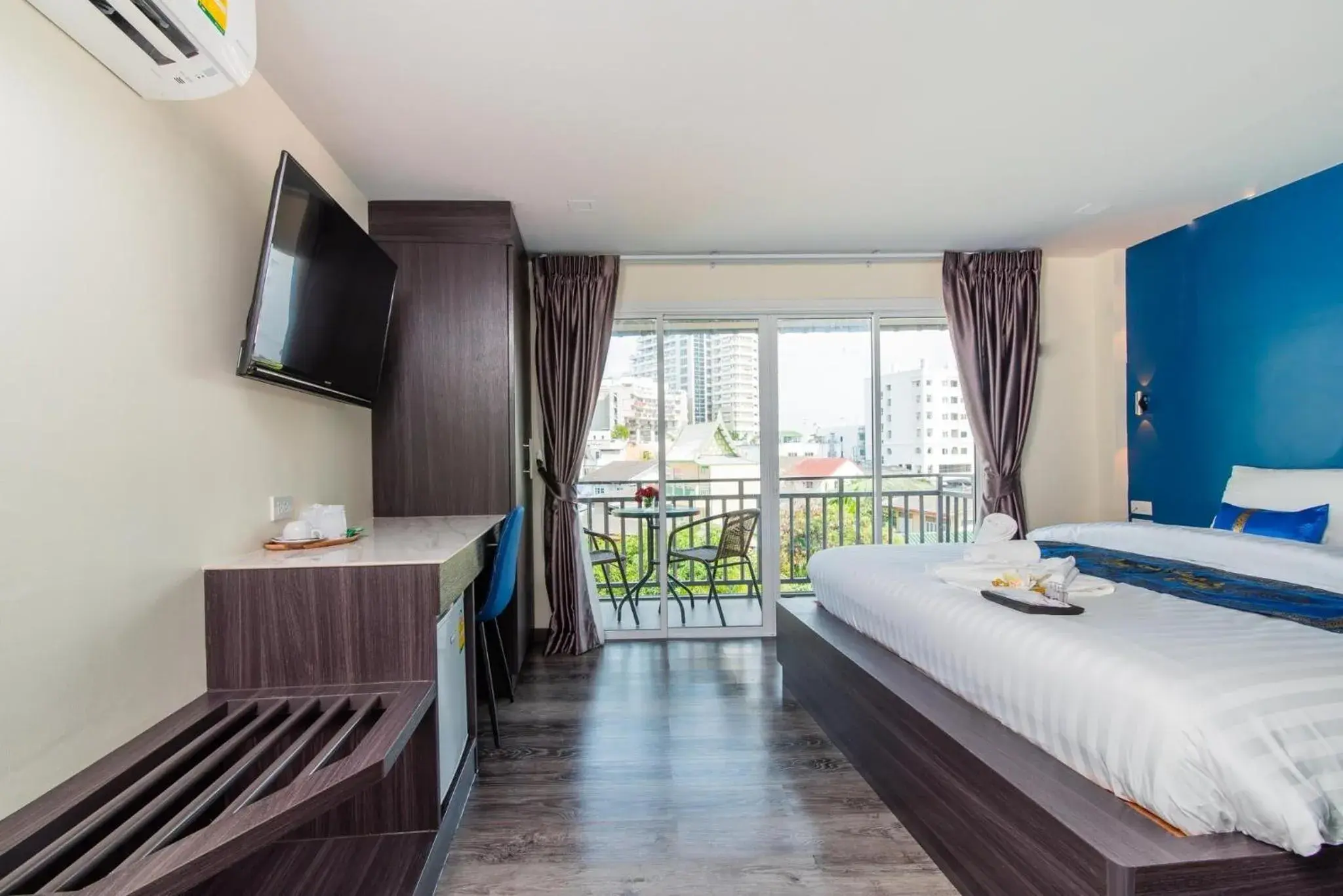 Pool Garden Balcony in Anchan Hotel & Spa Pool Garden Balcony in Anchan Hotel & Spa