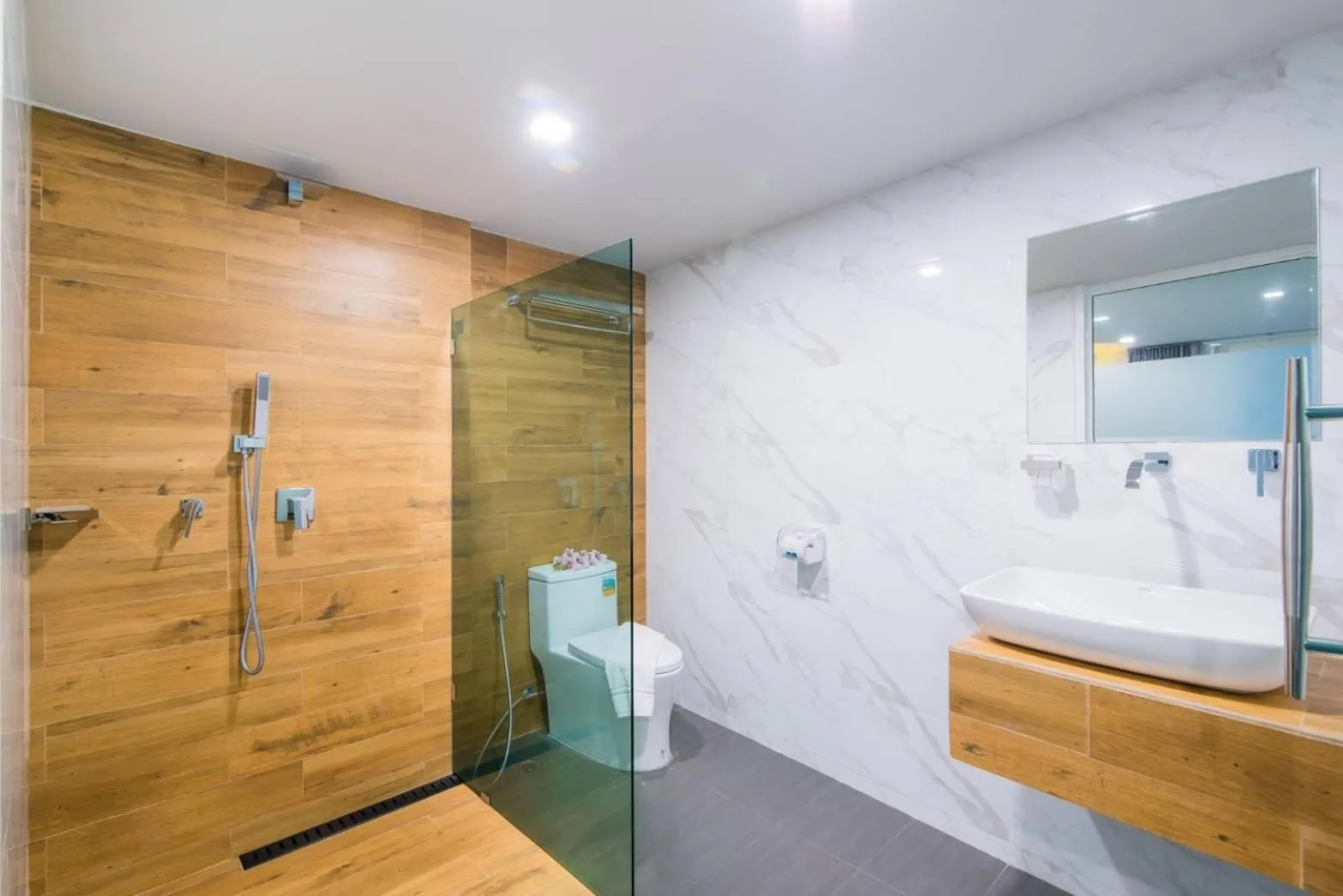 Bathroom in Anchan Hotel & Spa