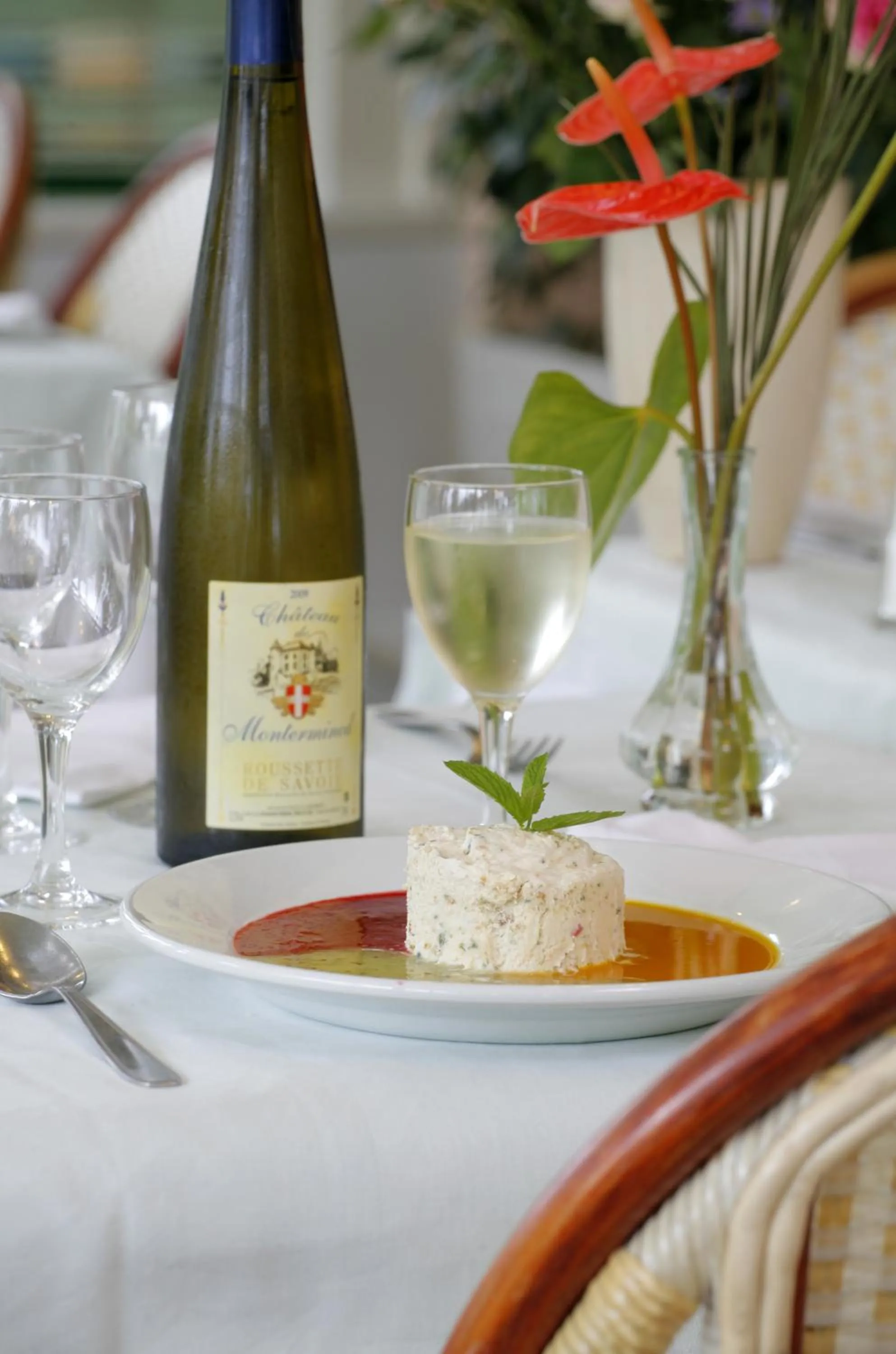 Restaurant/places to eat in HOTEL LES MARRONNIERS