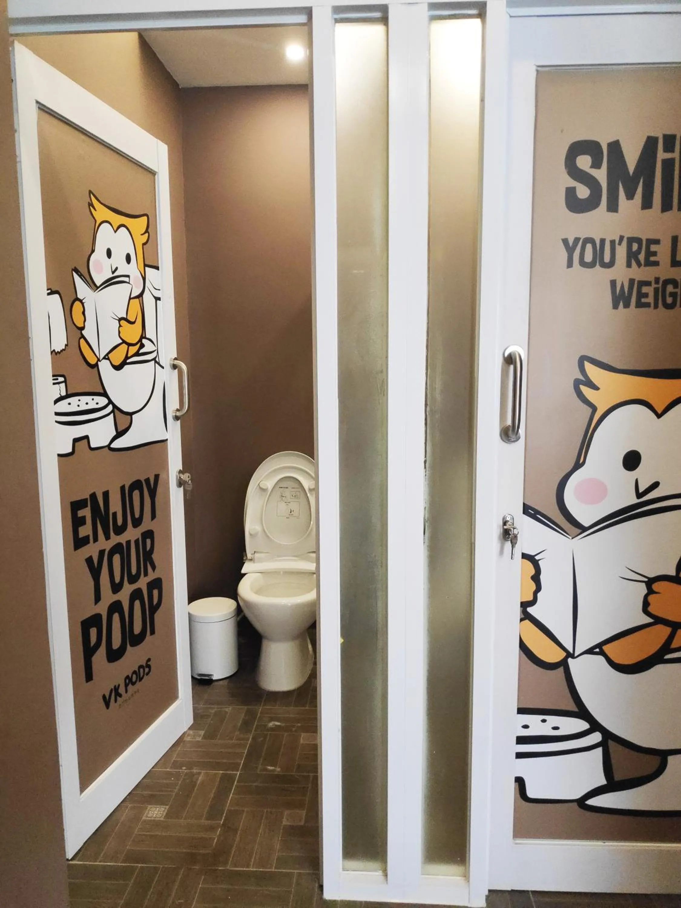 Toilet in VK Pods PIK