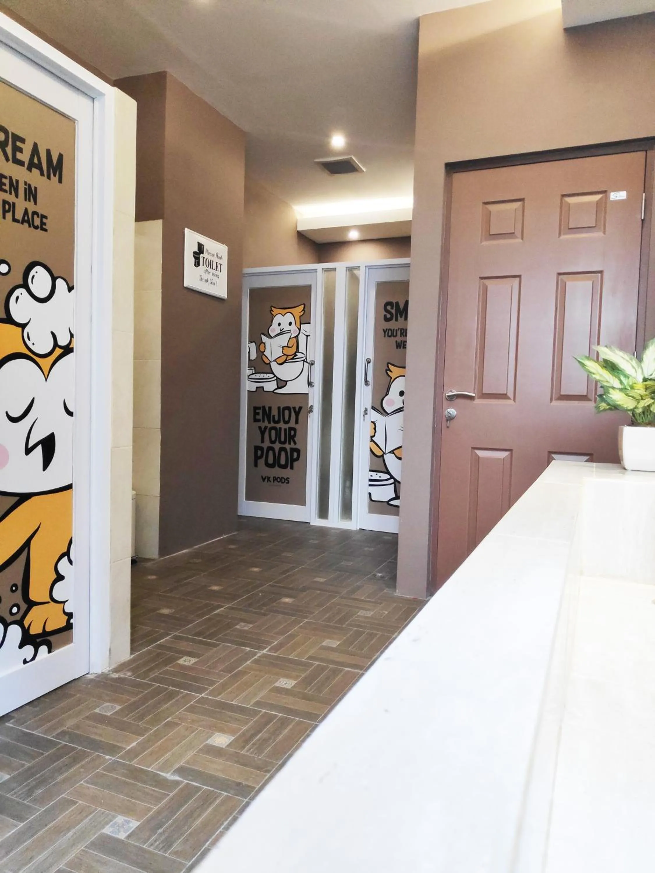 Toilet in VK Pods PIK