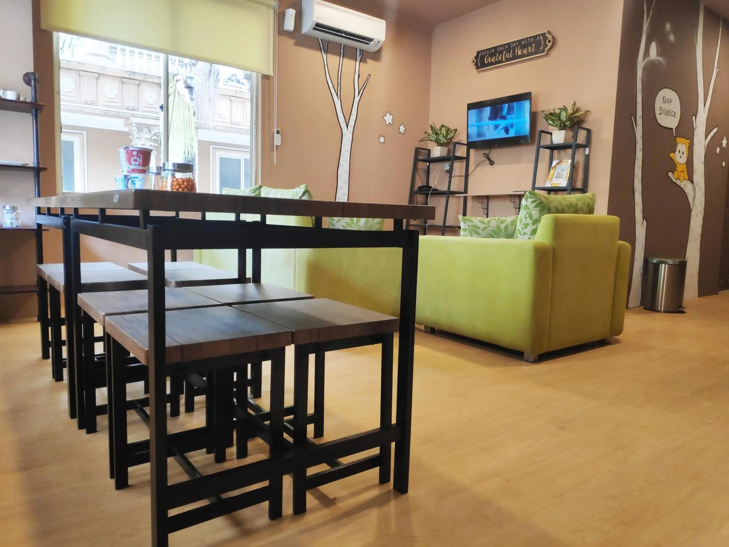 Communal lounge/ TV room in VK Pods PIK