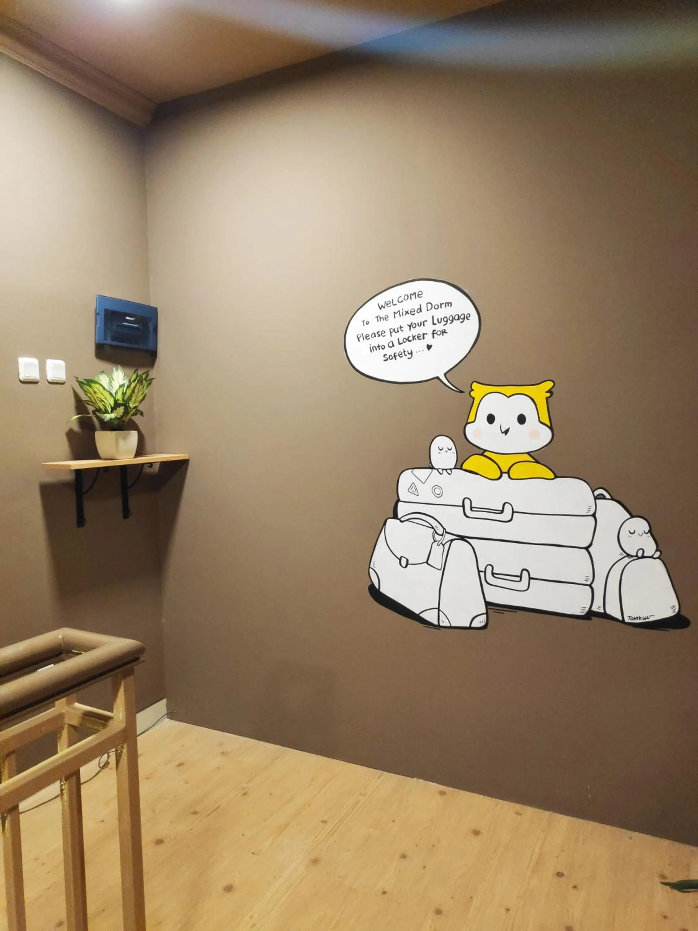 Decorative detail in VK Pods PIK