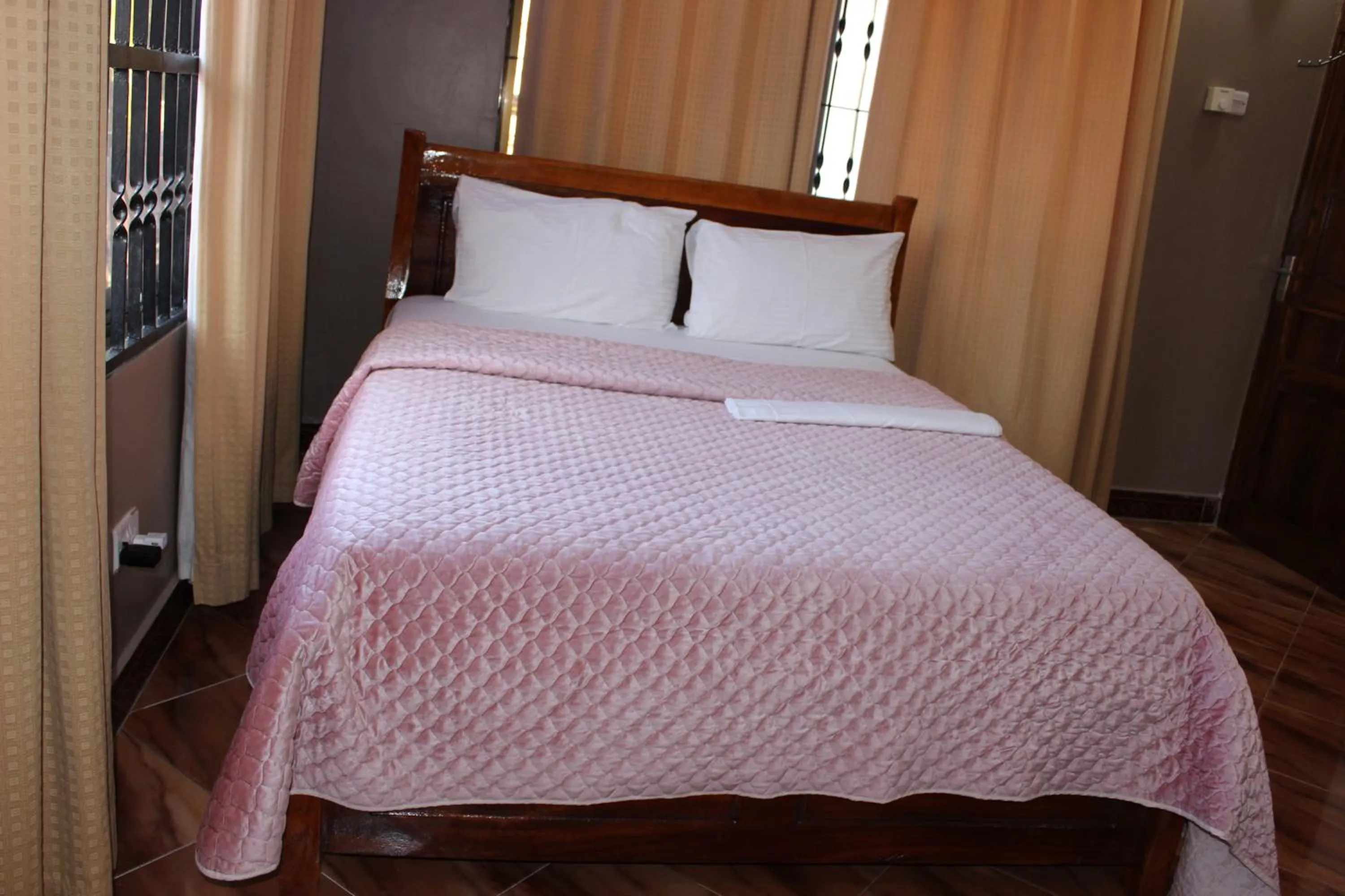 Bedroom, Bed in Mikocheni Condo Hotel & Apartments