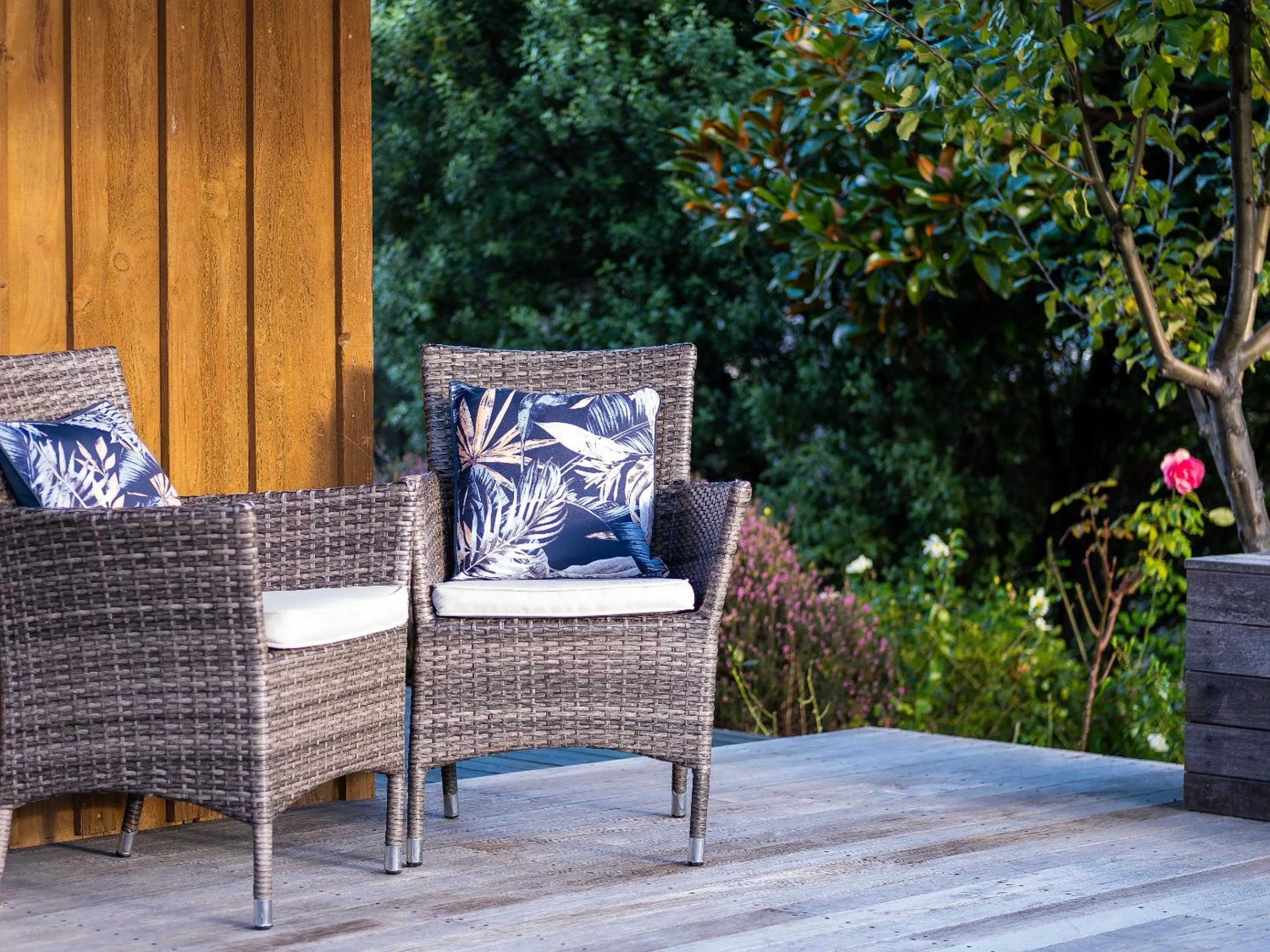 Patio in Wanaka Springs Lodge