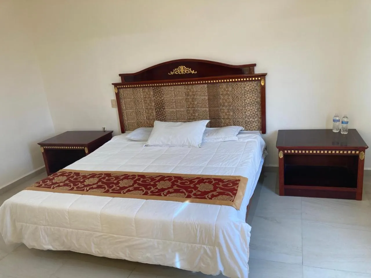 Bed in Hotel Mandarin