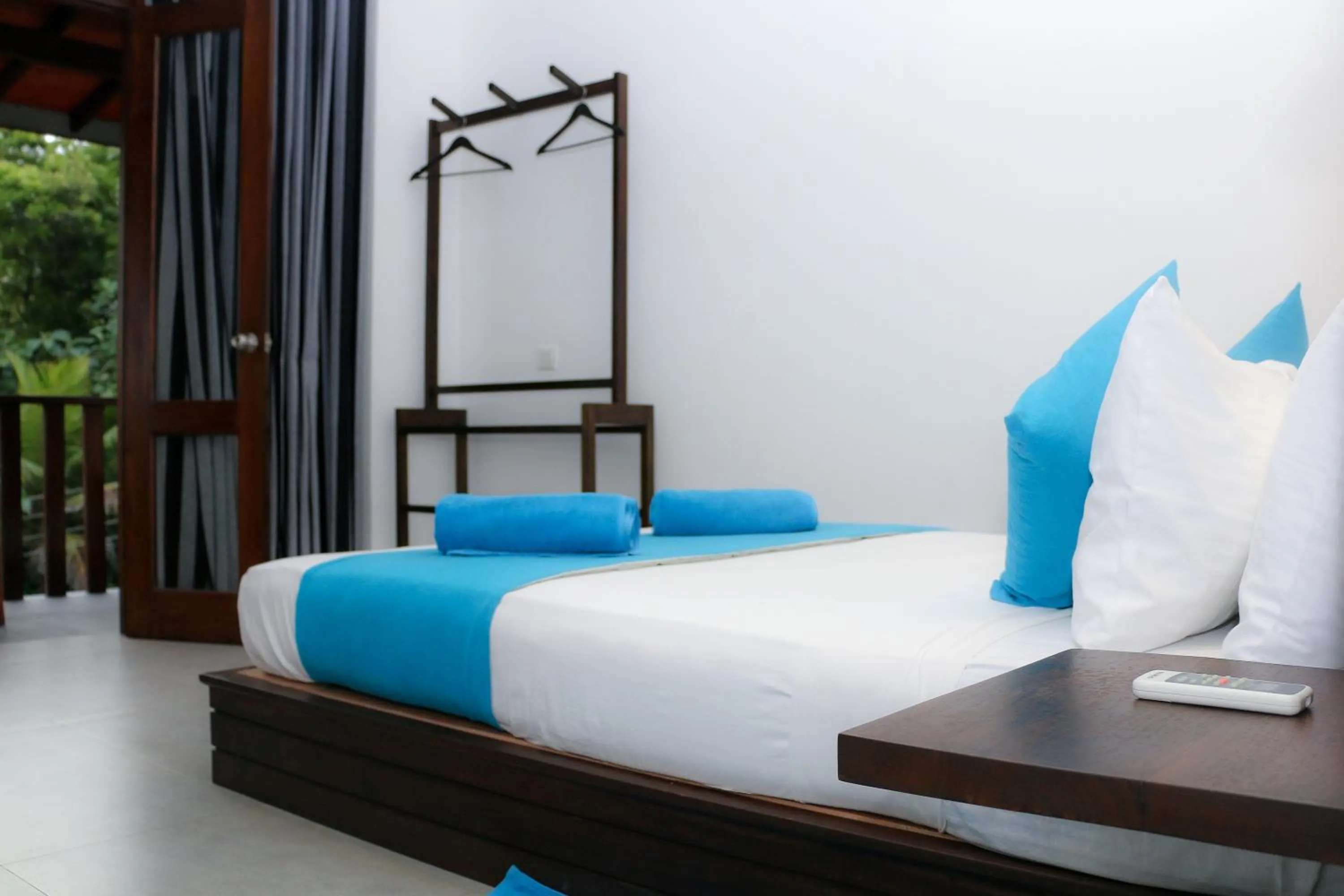 Bed in Seafood Restaurant and Motel