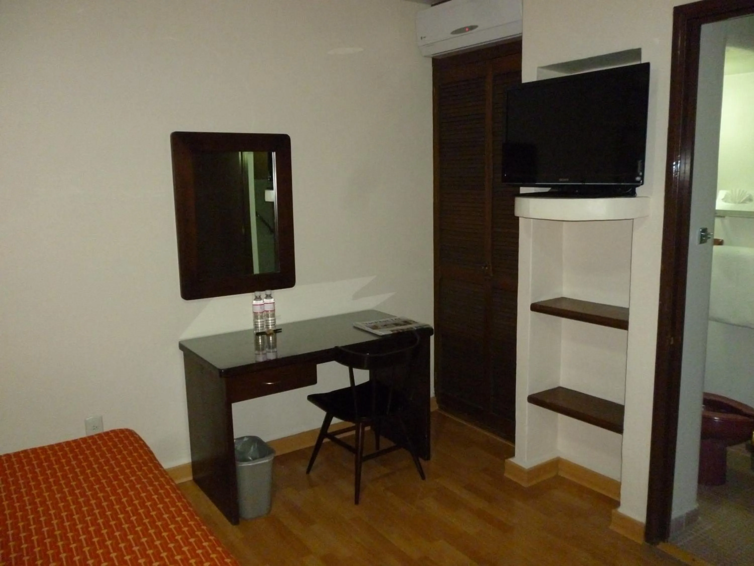 Bedroom, Bed in Hotel La Casona del Llano