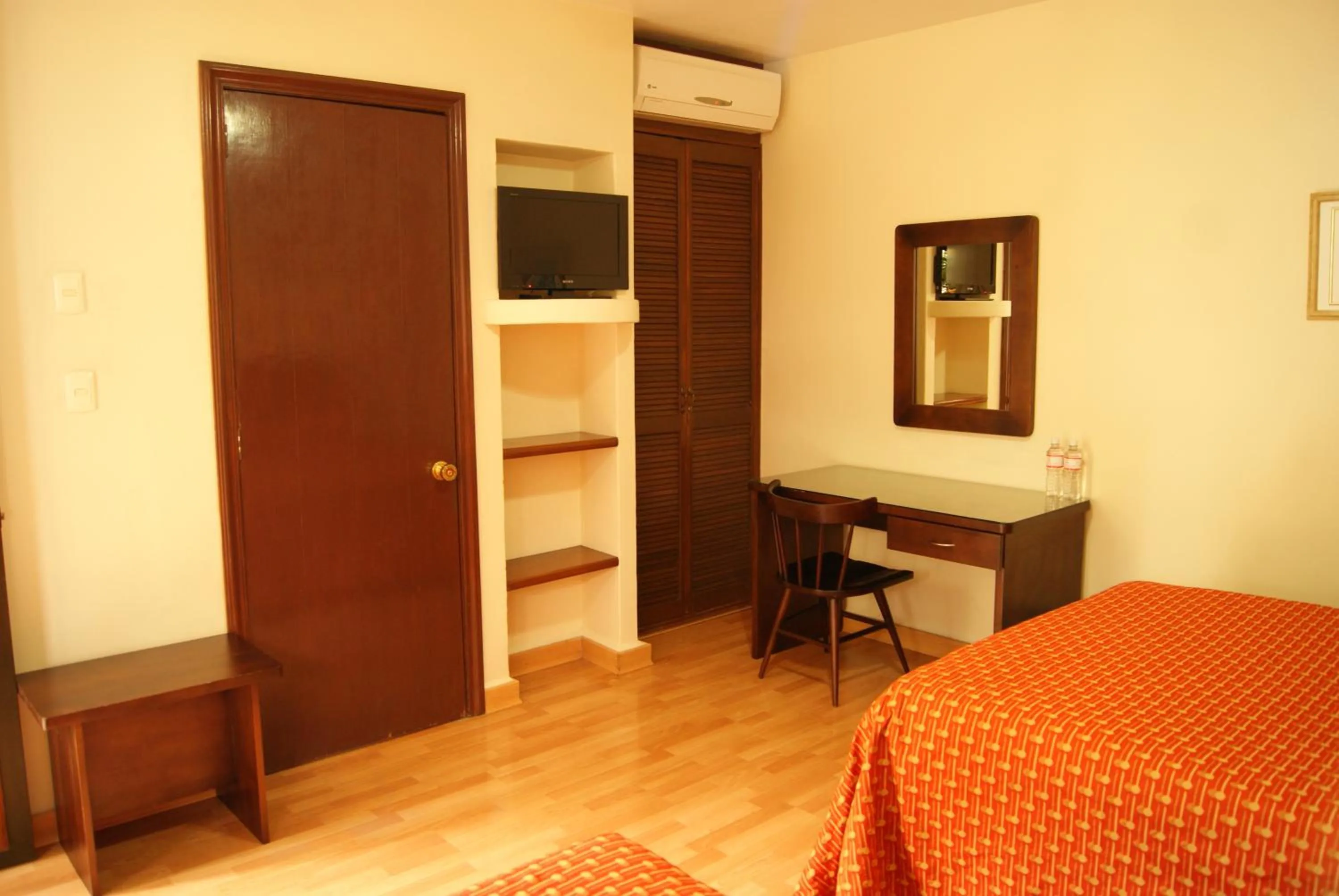 Bedroom, Bed in Hotel La Casona del Llano