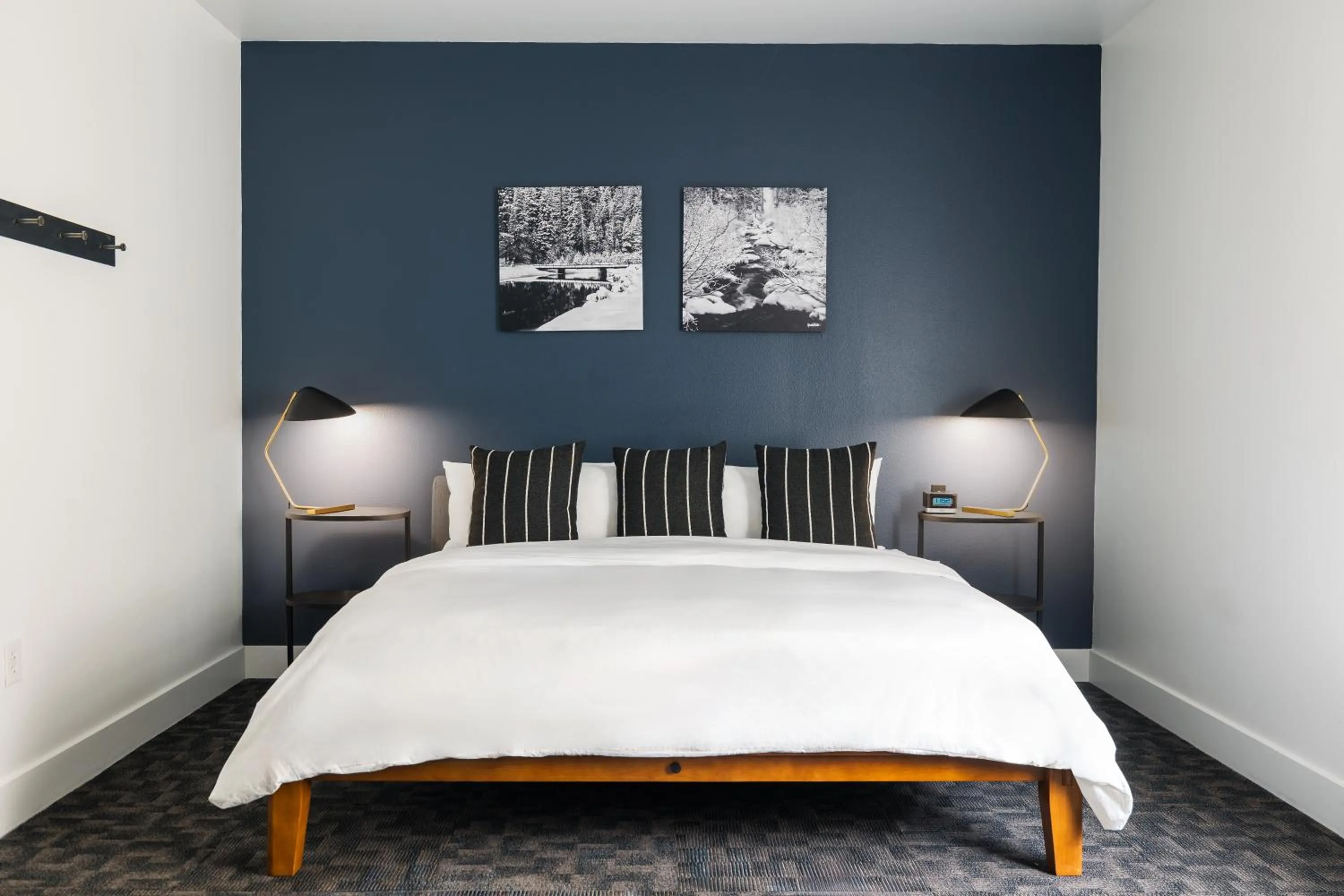 Bedroom, Bed in Gravity Haus Truckee-Tahoe