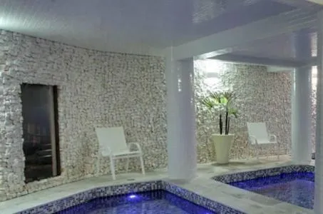 Swimming pool in Salvetti Praia Hotel