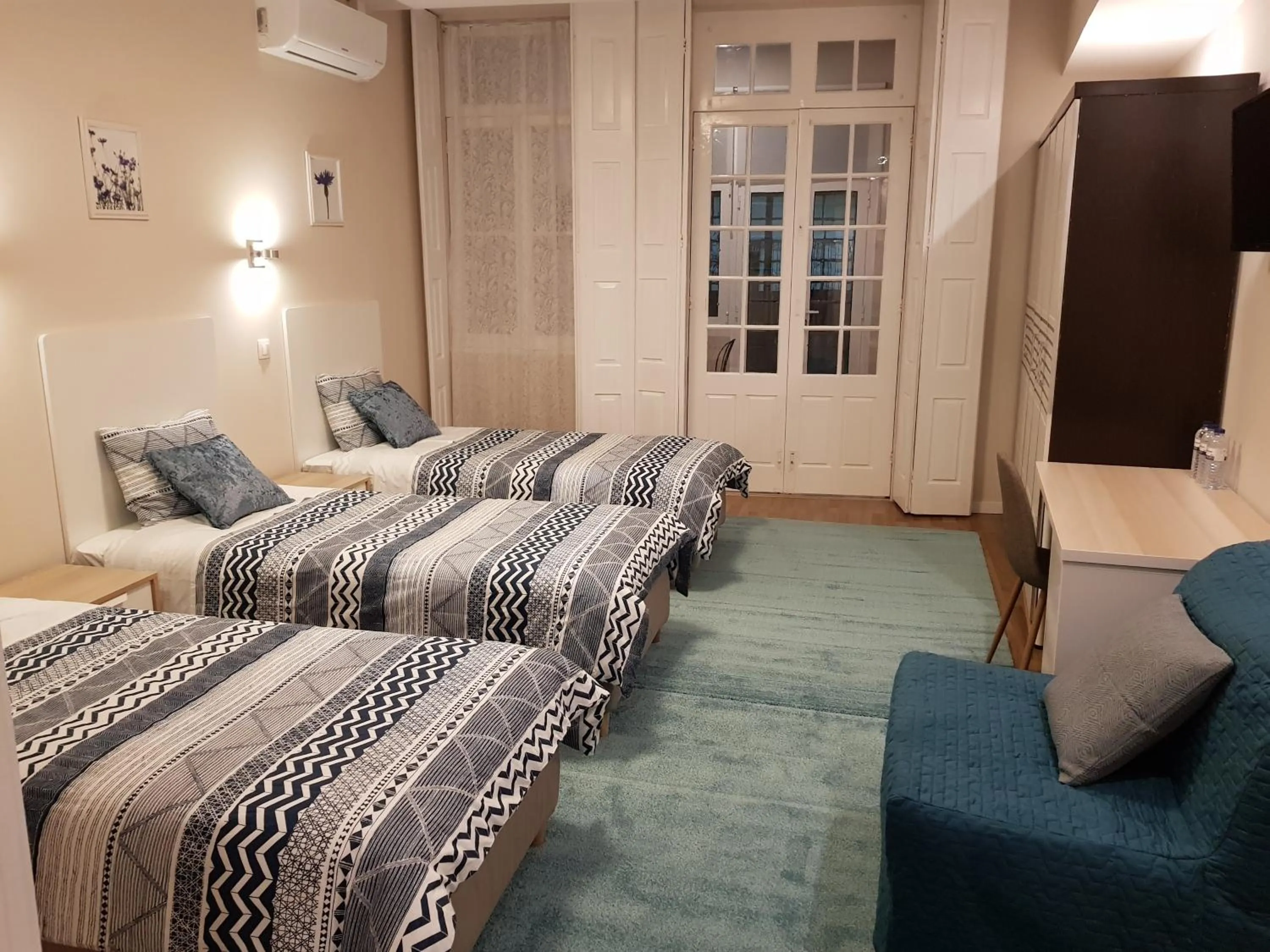 Bedroom, Bed in HaoBo Porto Center