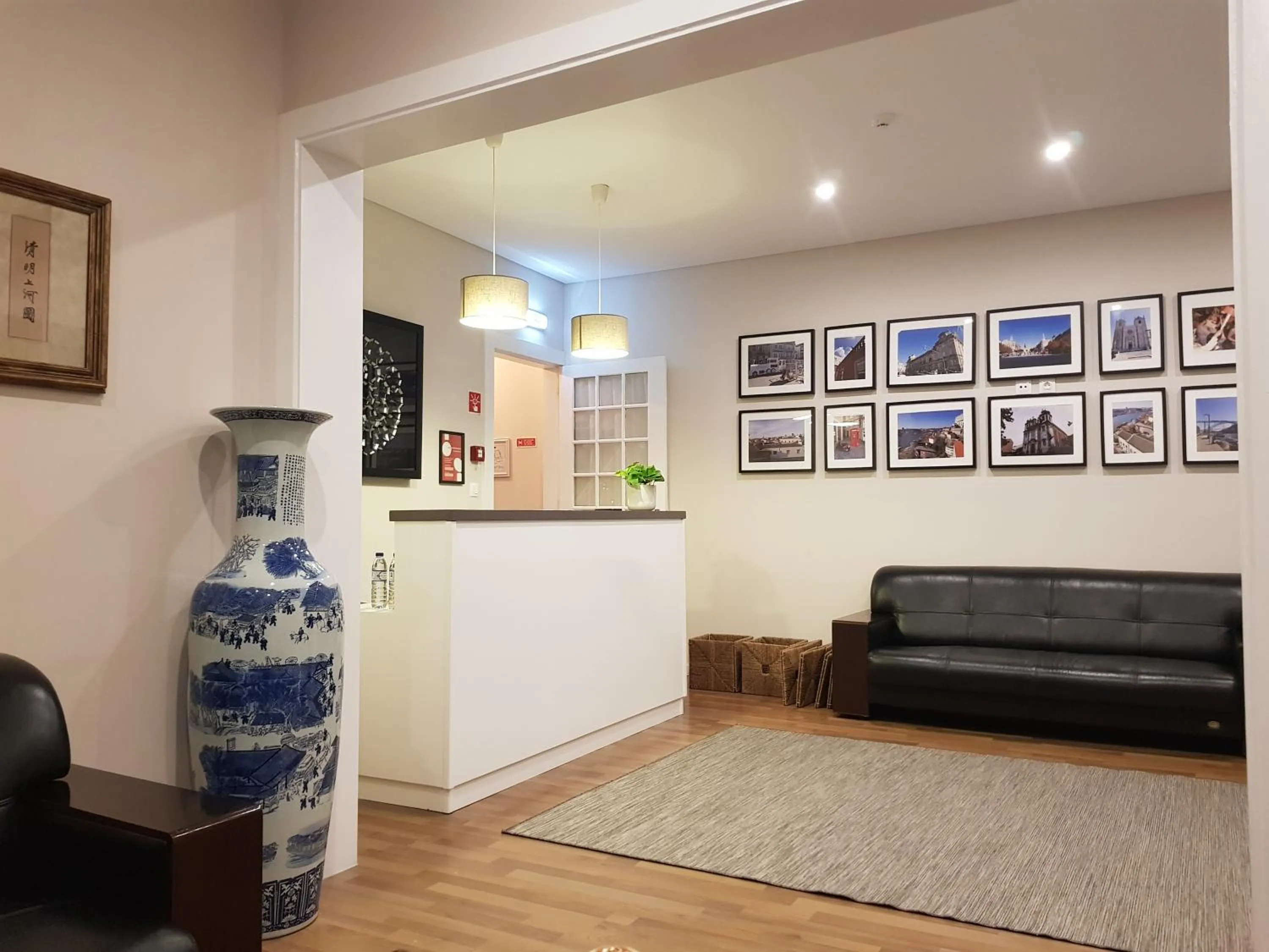 Communal lounge/ TV room in HaoBo Porto Center