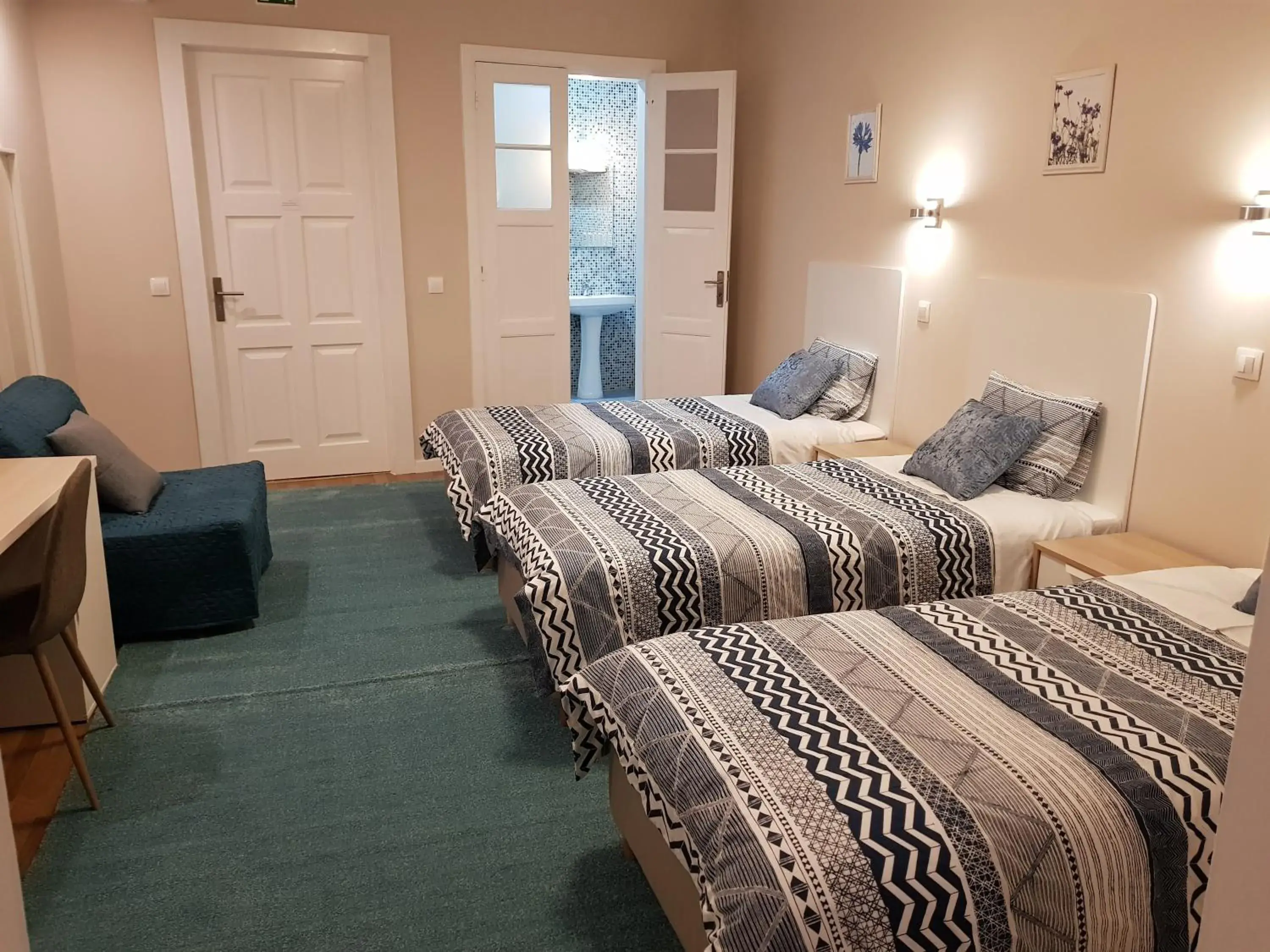 Triple Room with Terrace in HaoBo Porto Center Triple Room with Terrace in HaoBo Porto Center