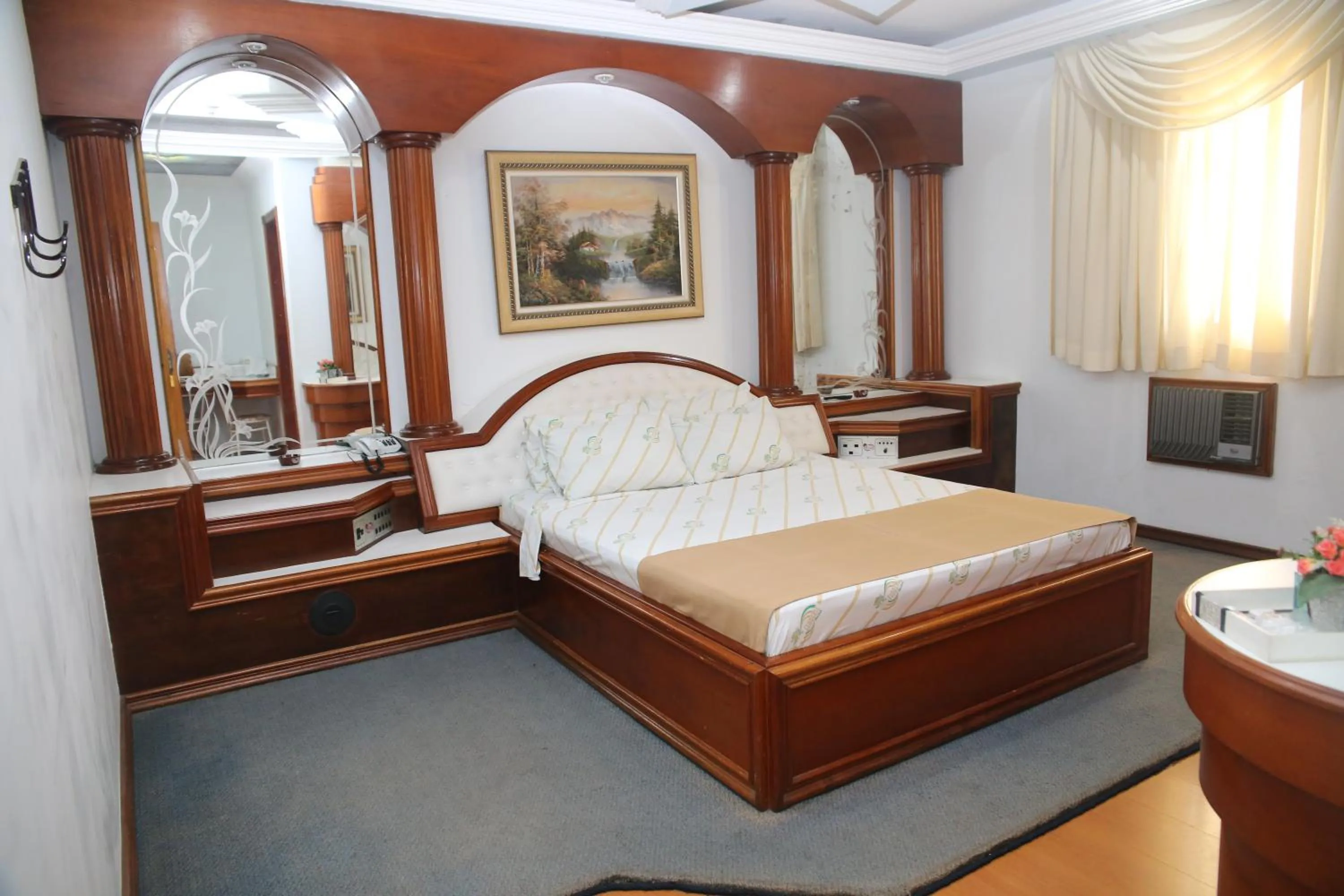 Bed in Maison Florense Hotel