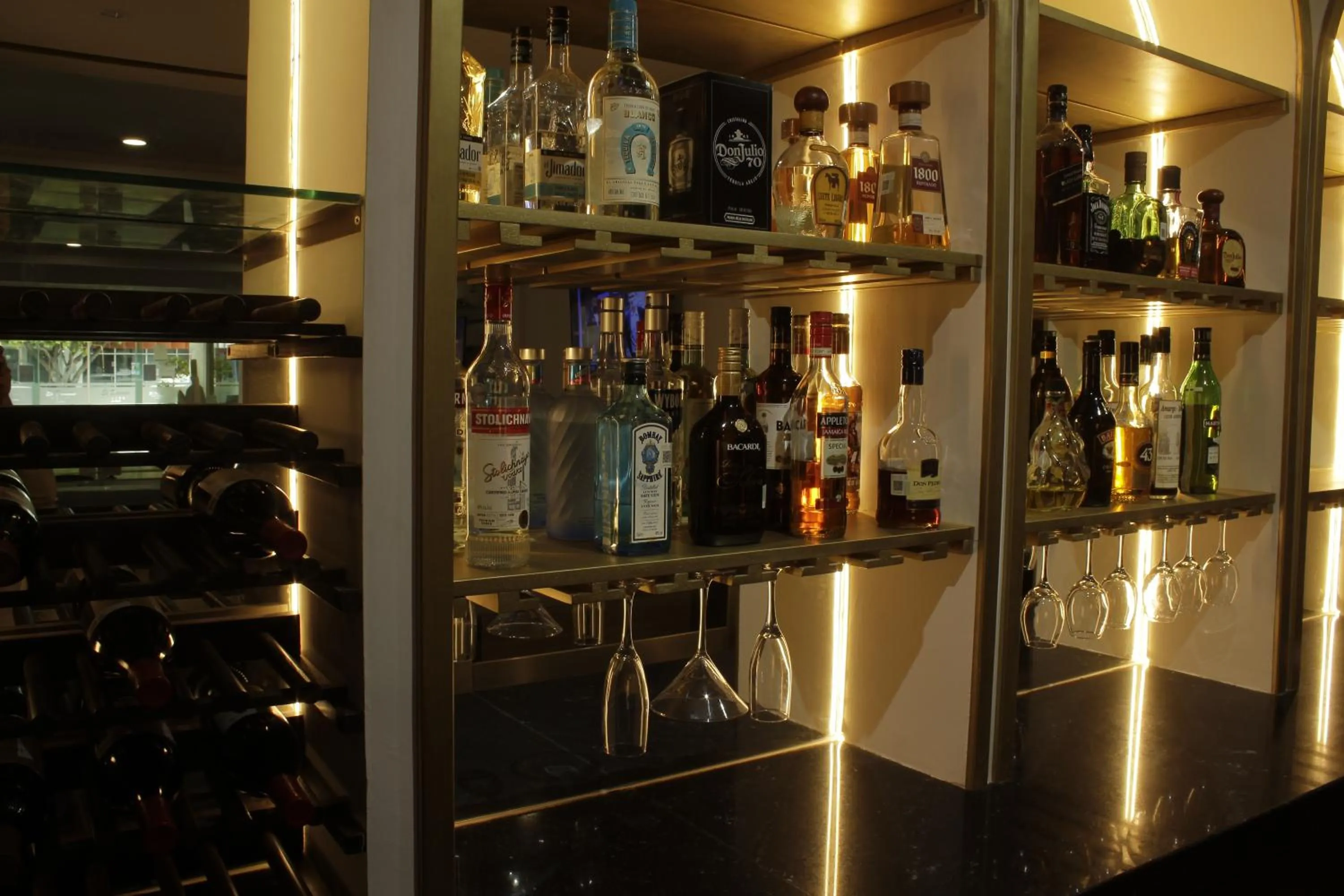 Restaurant/places to eat in El Dorado