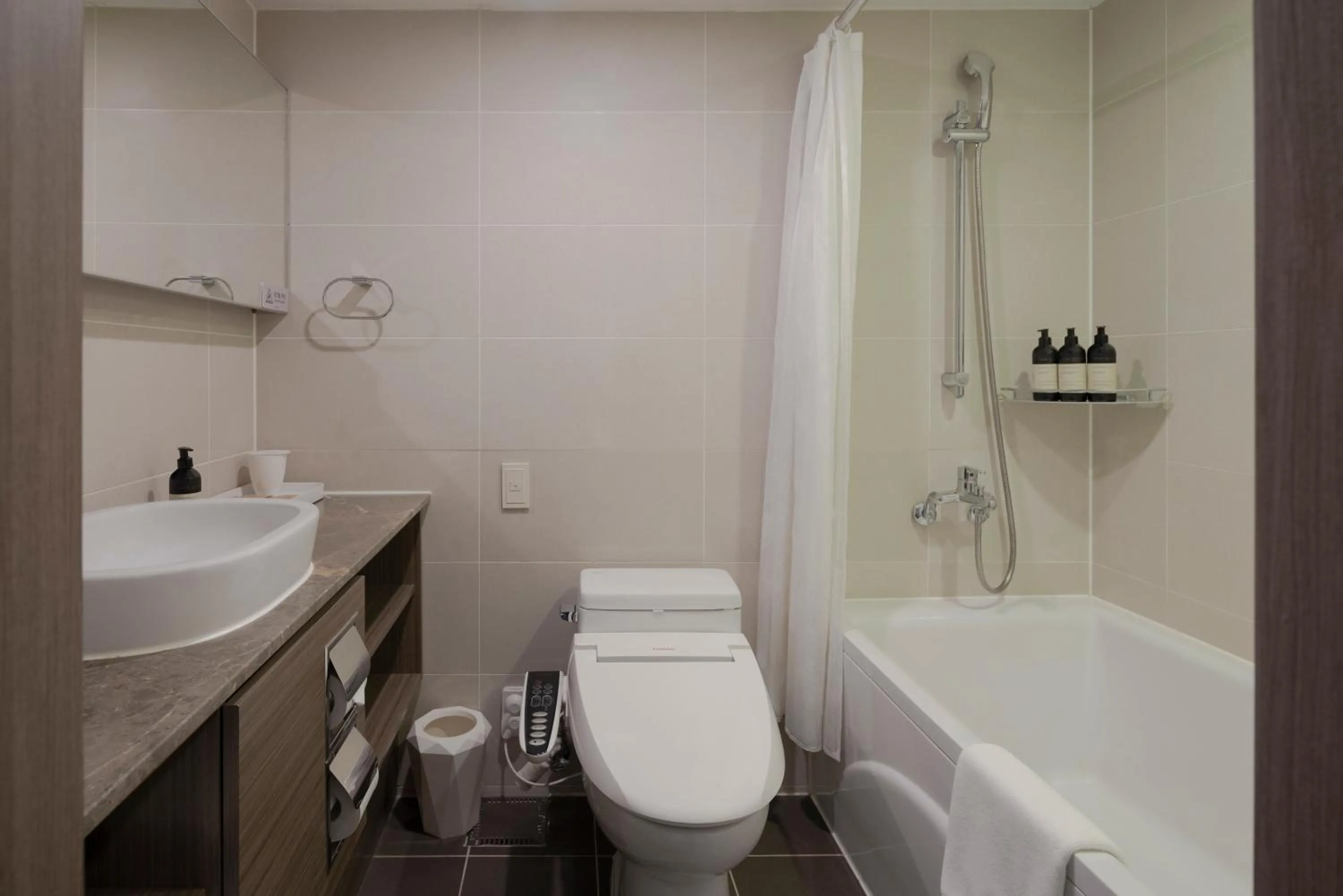 Bathroom in Amid Hotel Seoul