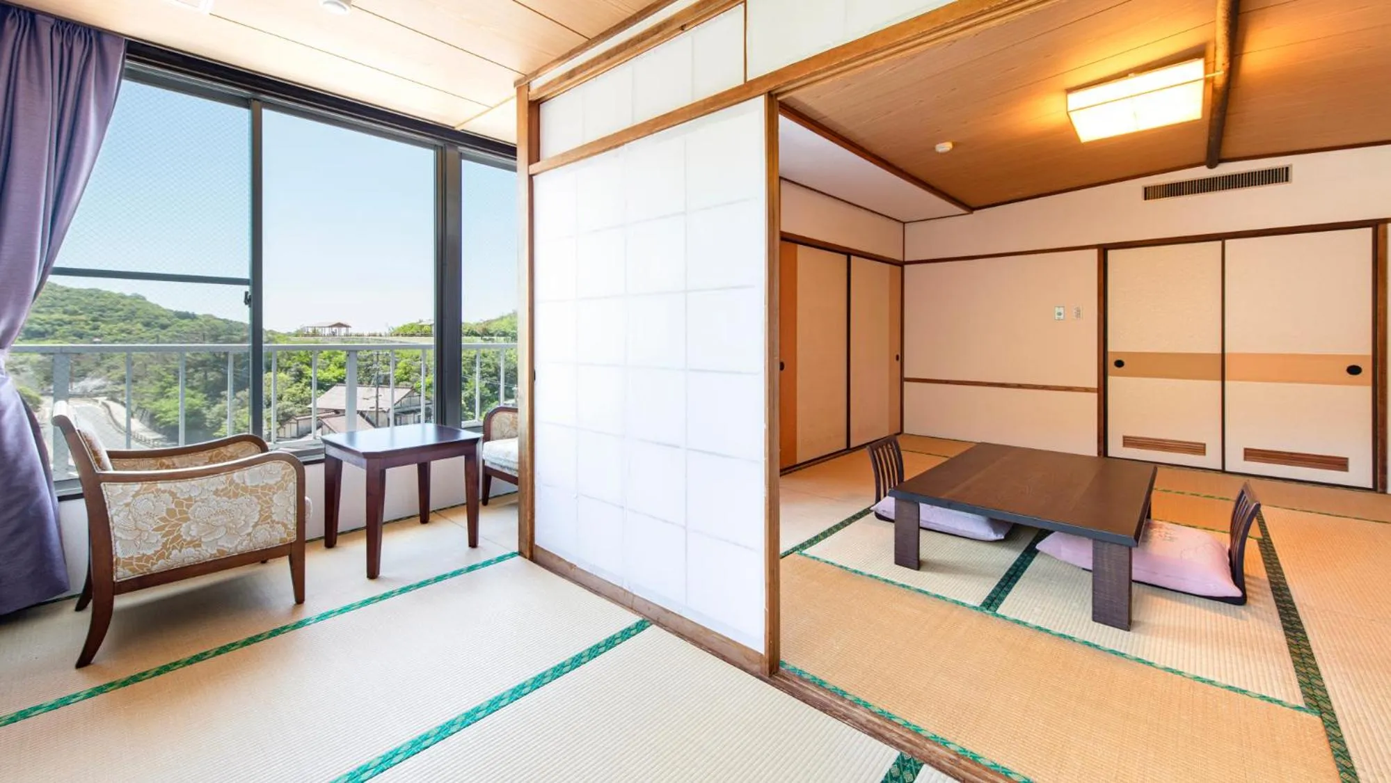 Photo of the whole room in Unzen Iwaki Ryokan