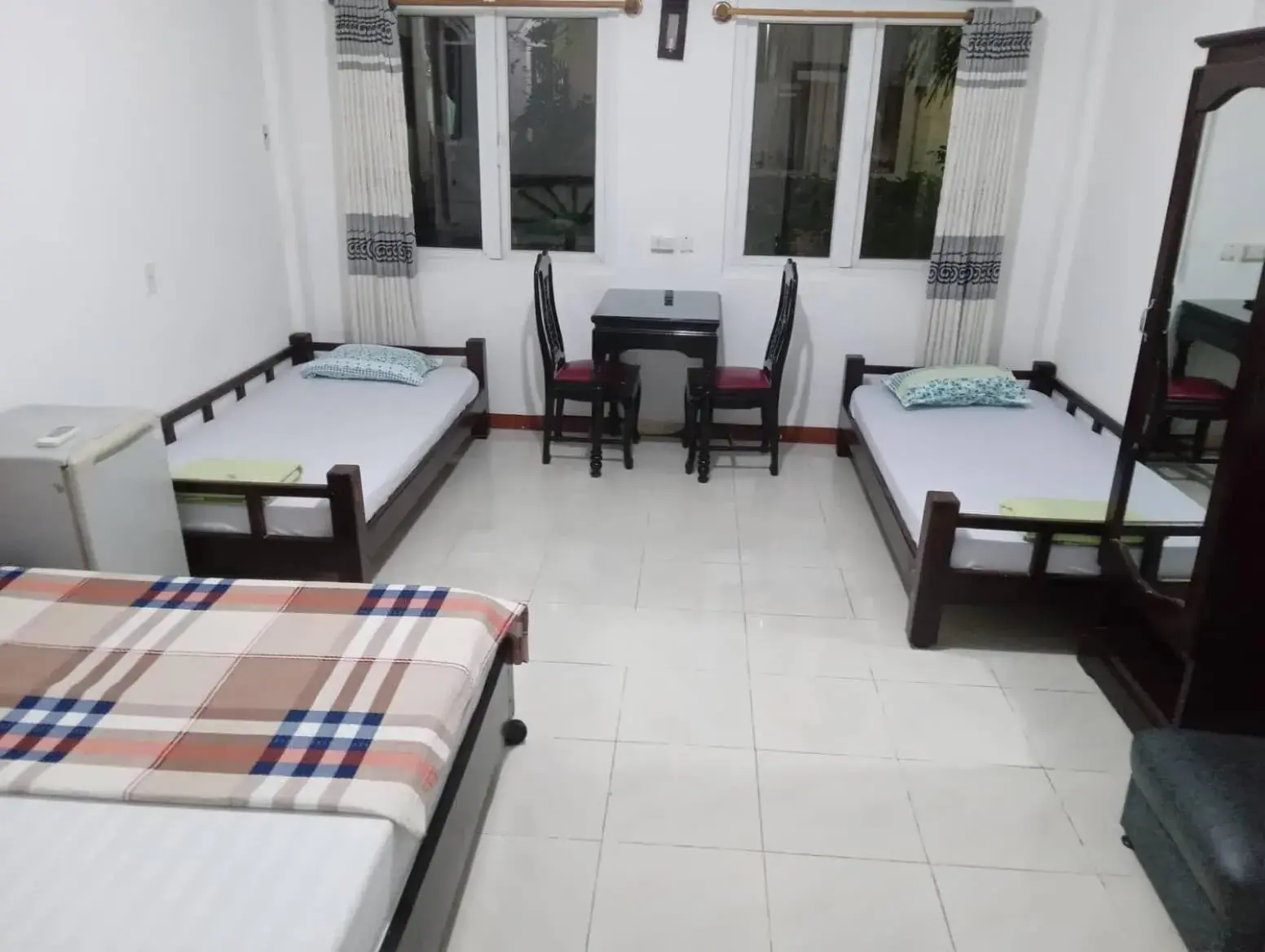 Quadruple Room in Ngoc Binh Hotel Quadruple Room in Ngoc Binh Hotel