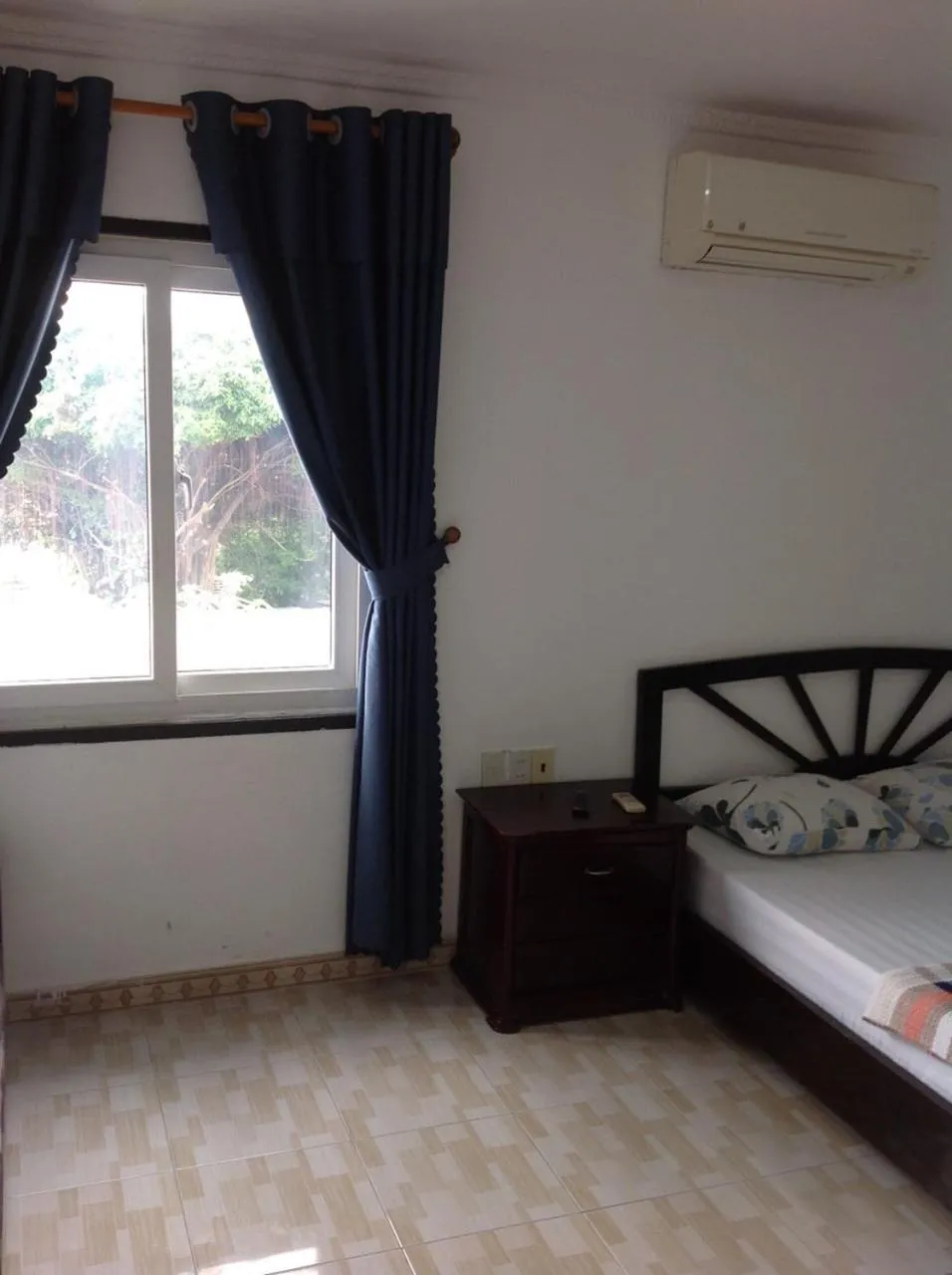 Bed in Ngoc Binh Hotel