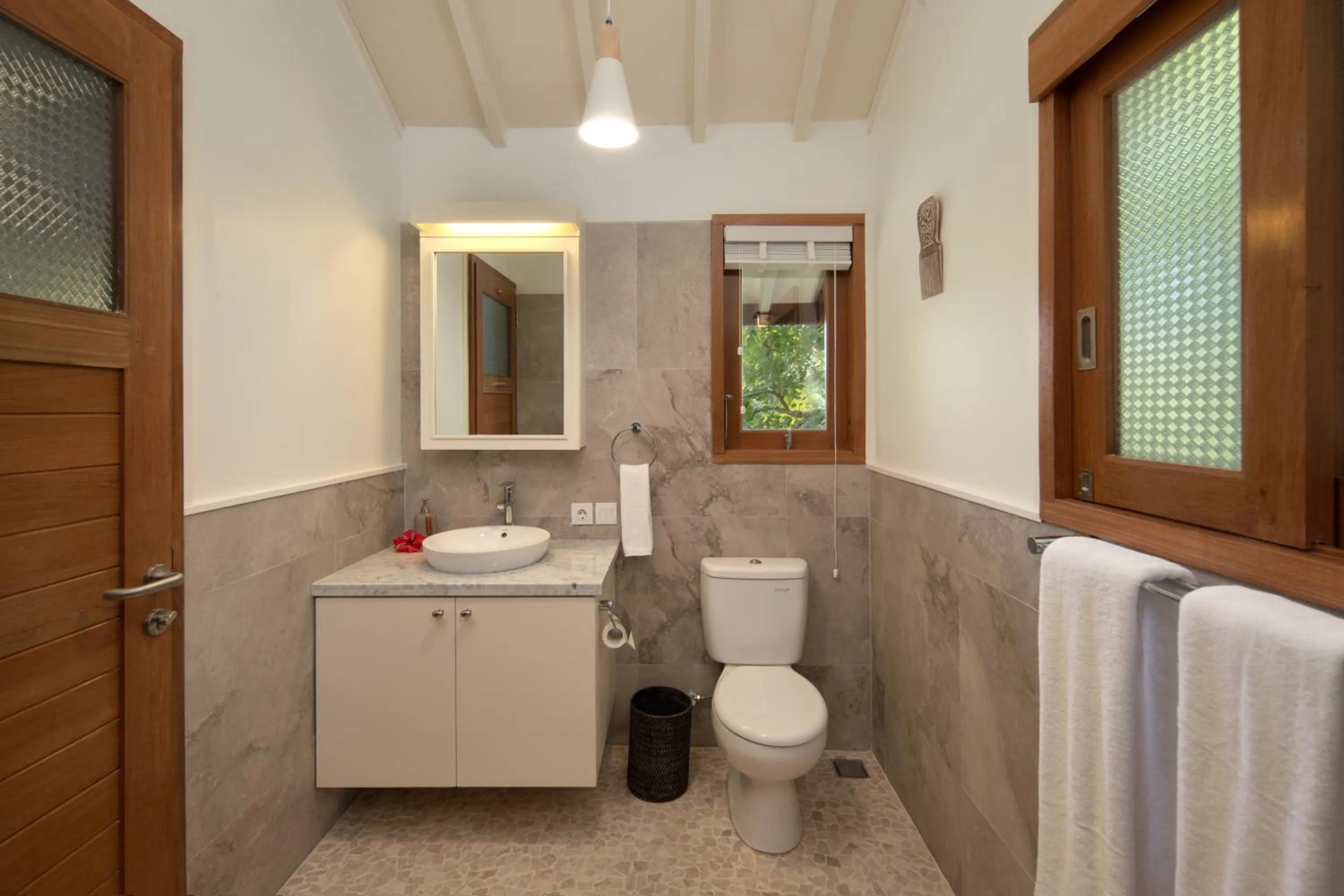 Sempiak Seaside Resort