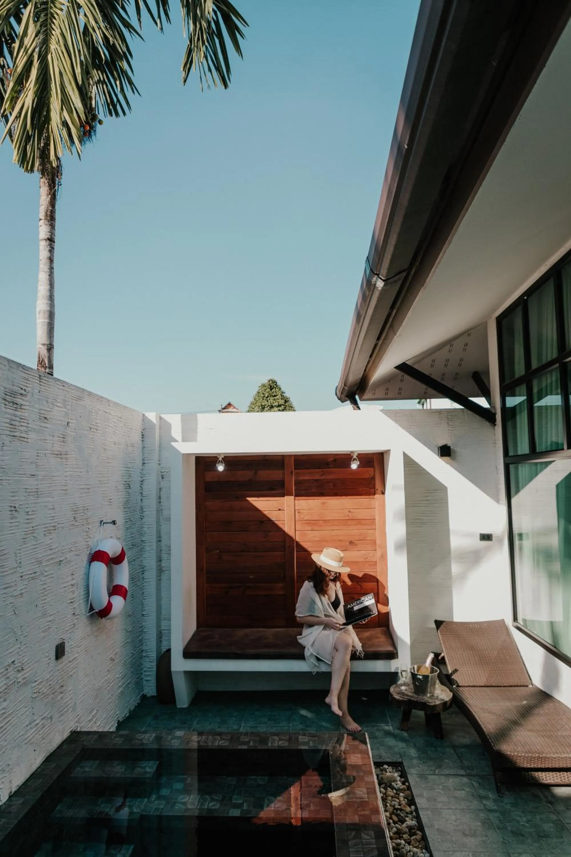 Swimming pool in Arun Dara Villa