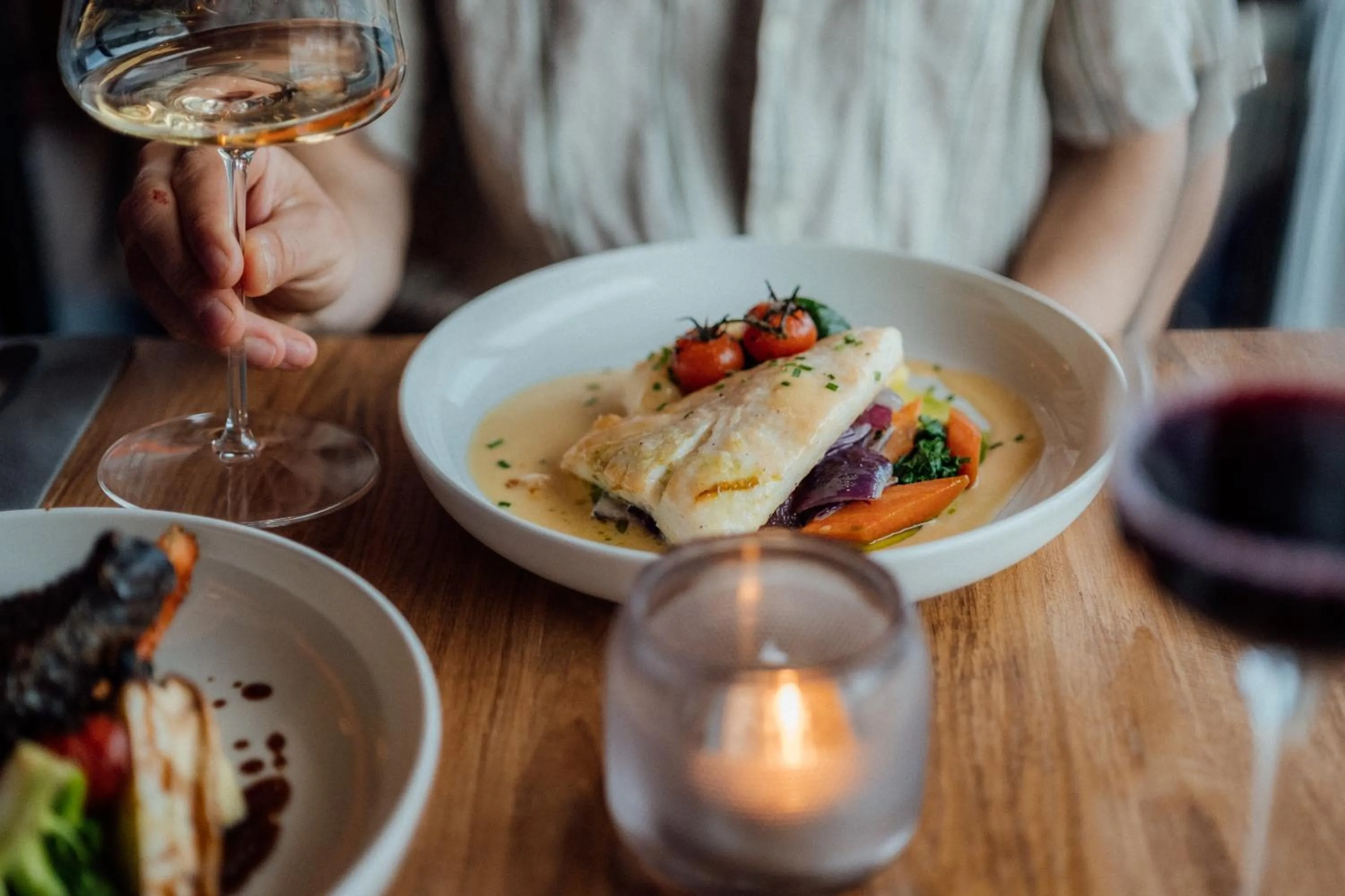 People in Solsiden Brygge Rorbuer