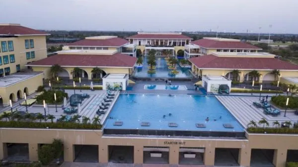 Property building in Belvedere Golf & Country Club