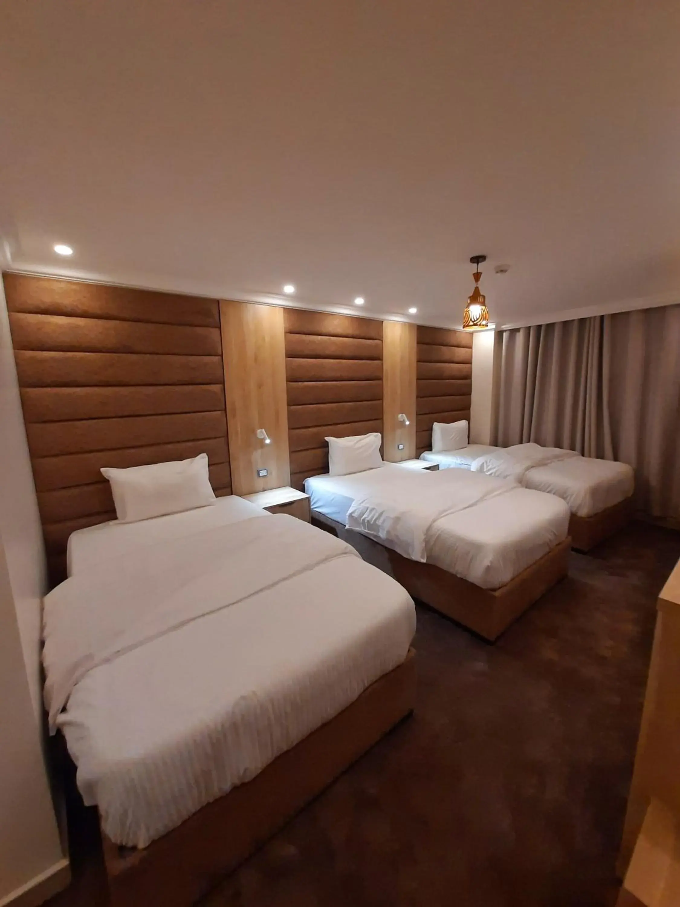 Superior Triple Room in Petra Visitors Hotel Superior Triple Room in Petra Visitors Hotel