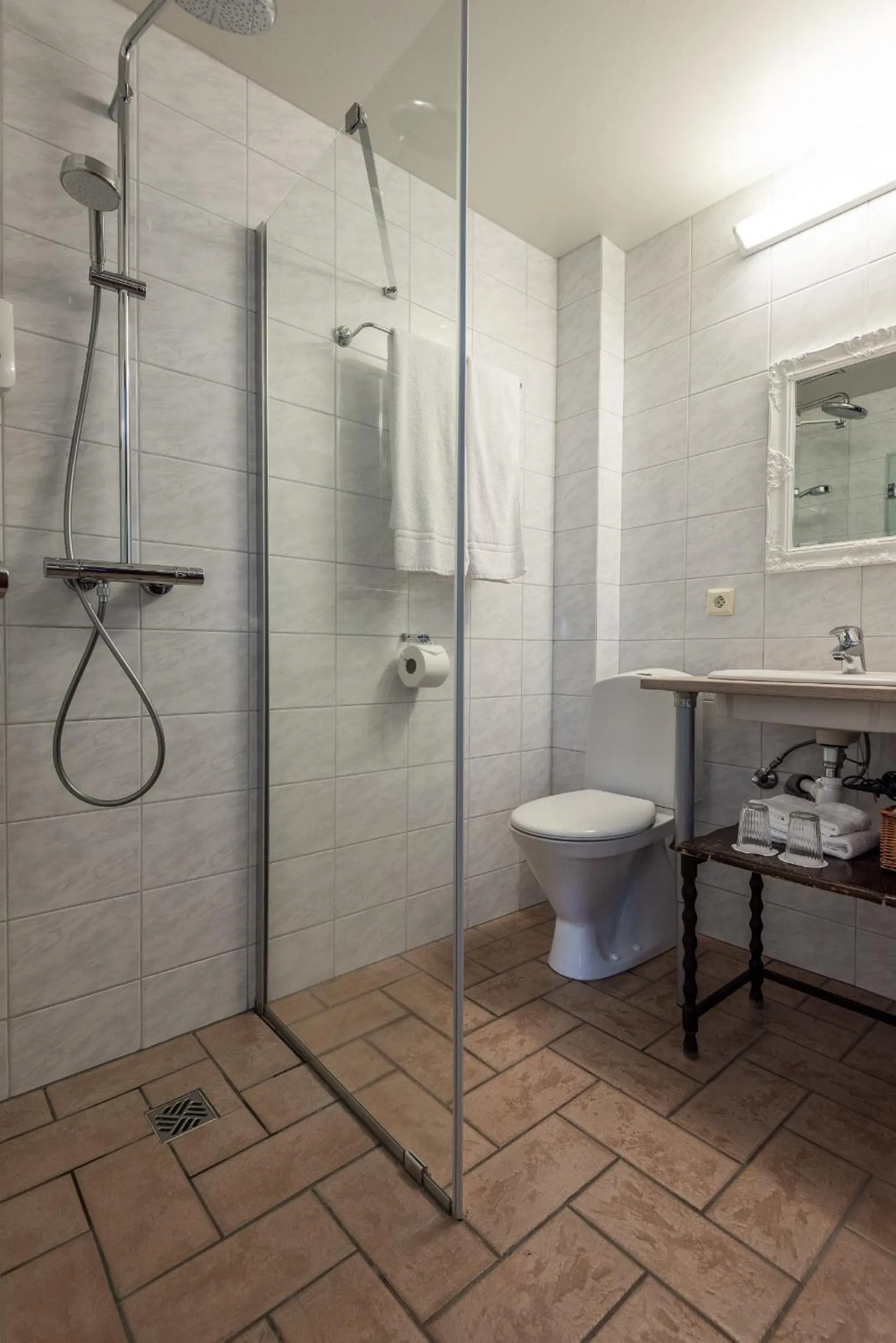 Bathroom in Boutique Hotel Anna by EJ Hotels