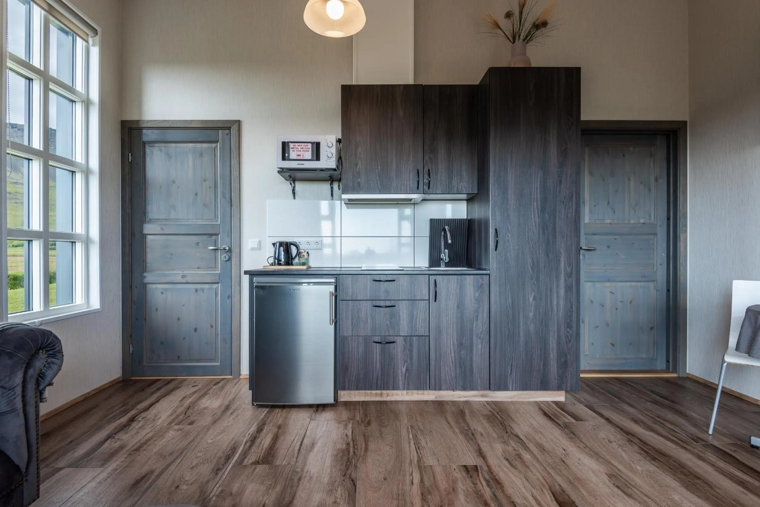 Kitchen or kitchenette in Boutique Hotel Anna by EJ Hotels