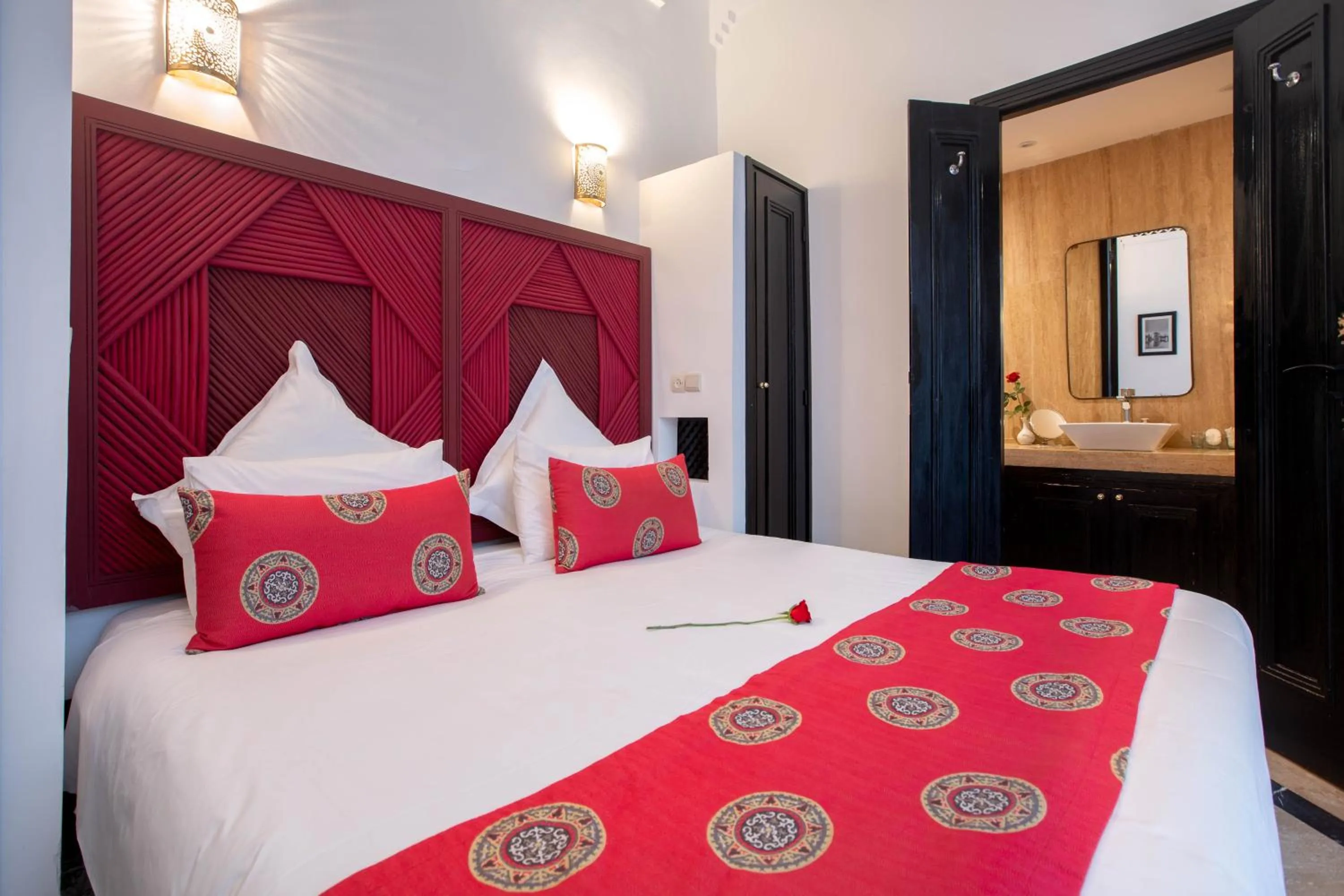 Bed in Riad & Spa Azzouz