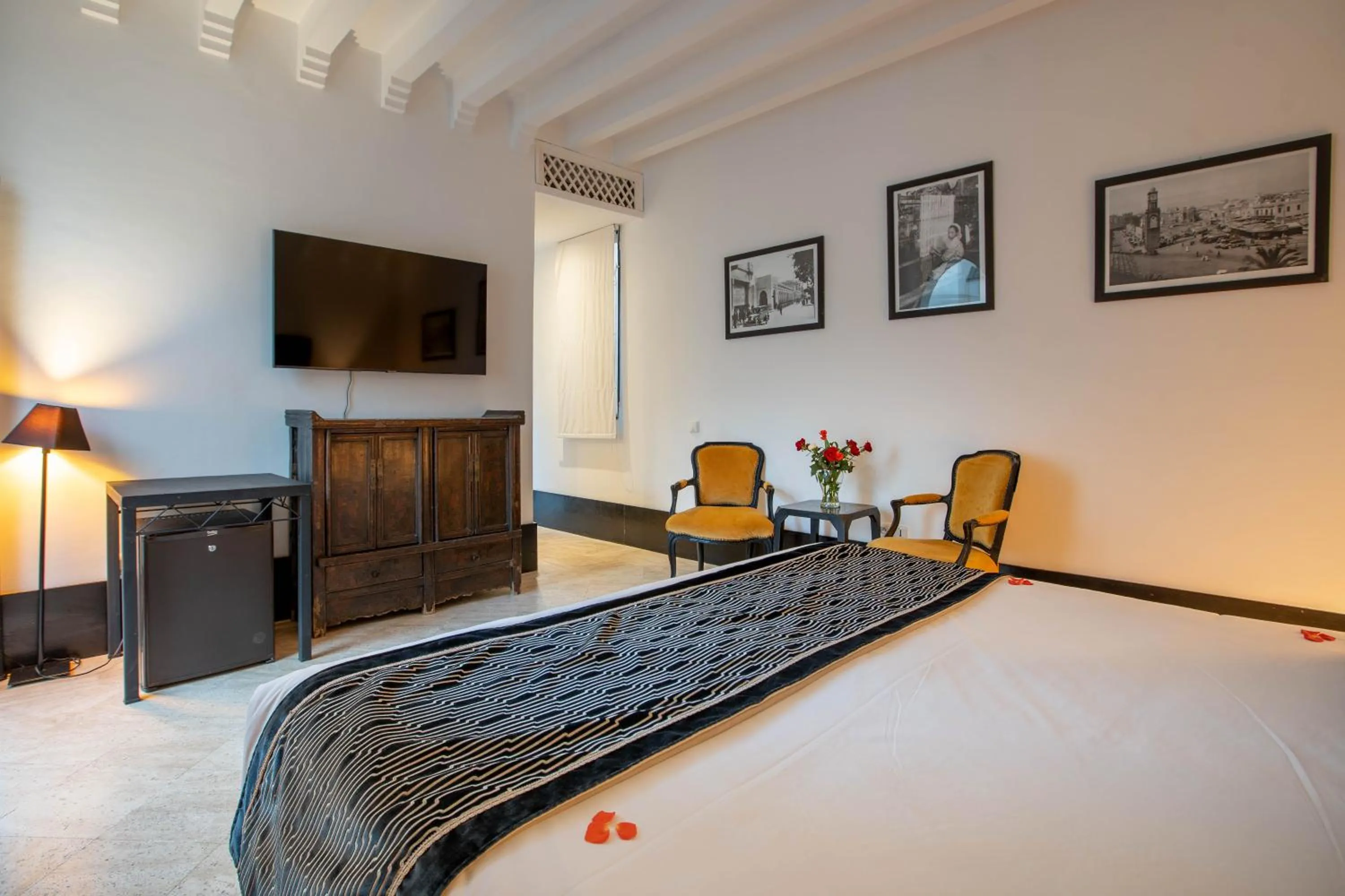 Bed in Riad & Spa Azzouz