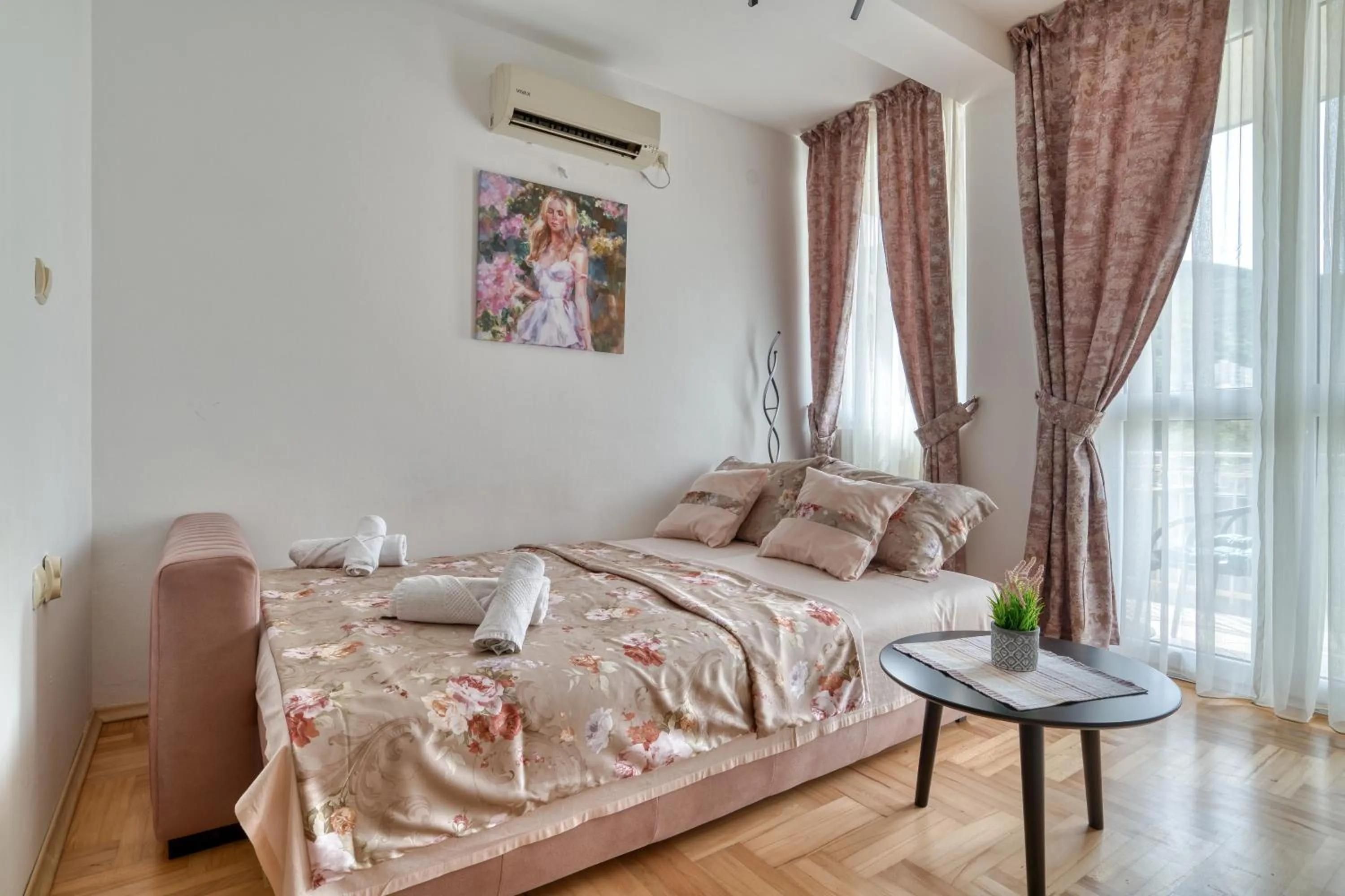 Bed in Apartments Elena