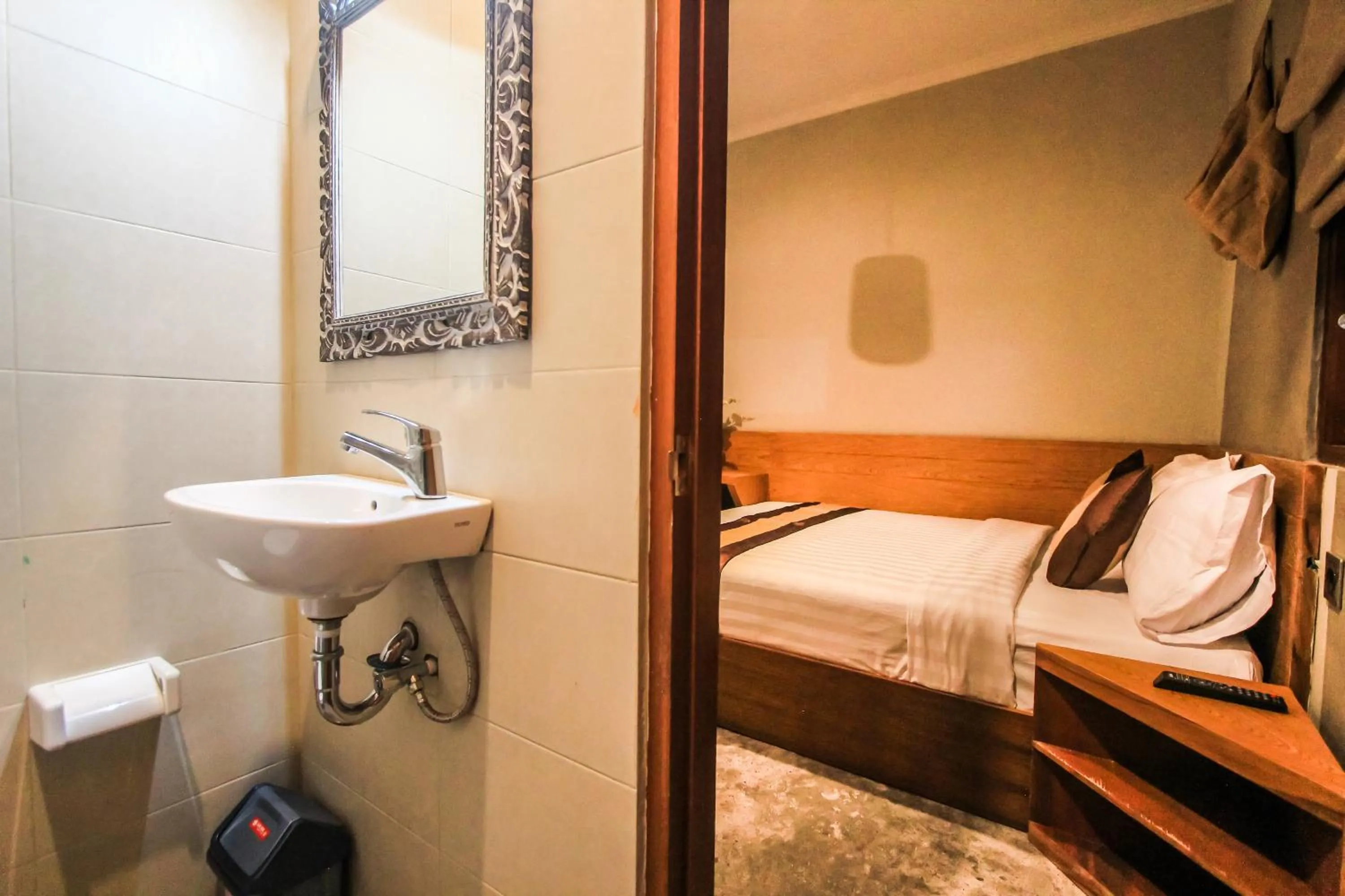 Bathroom, Bed in BRAW inn Canggu by kamara