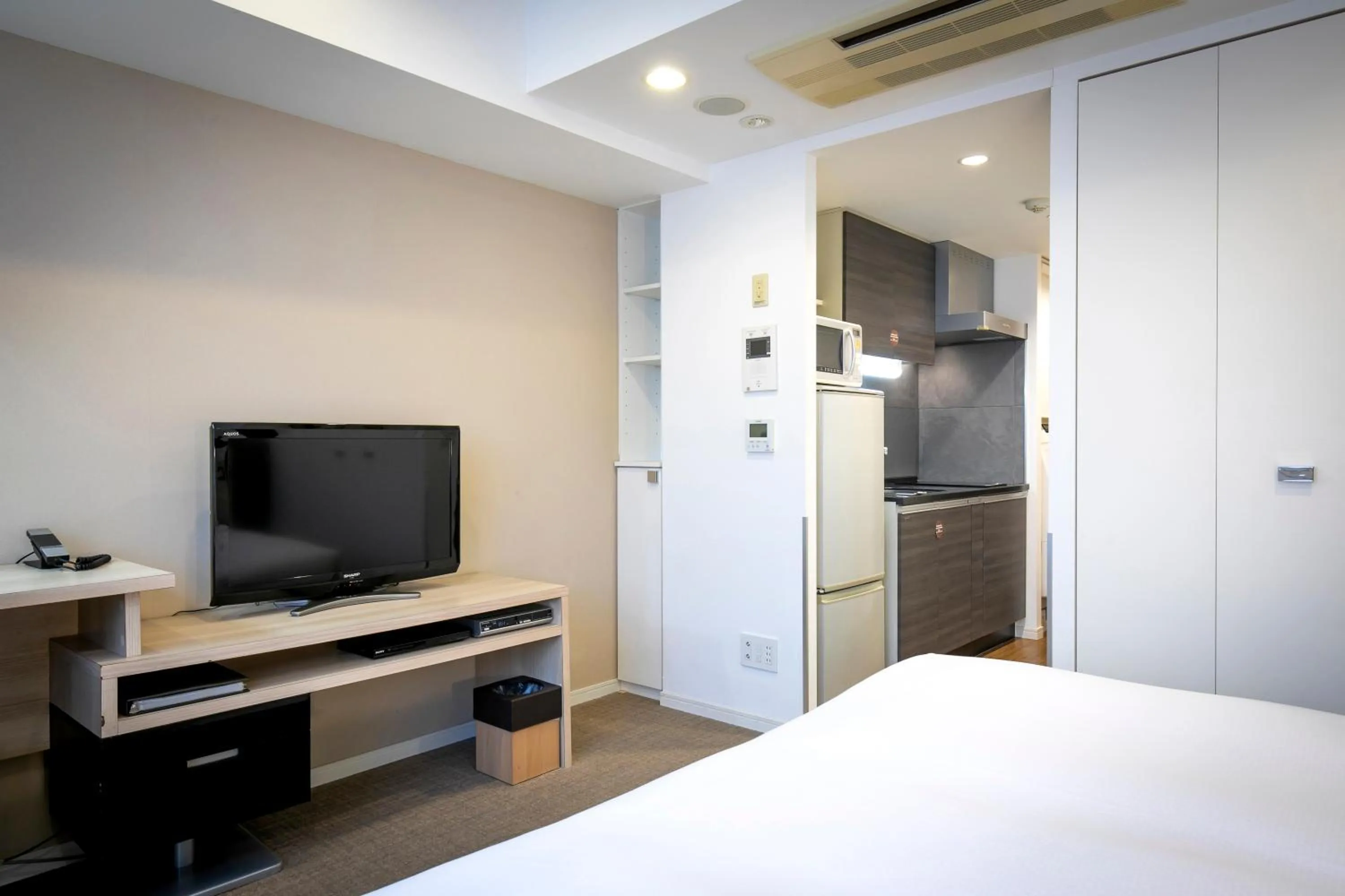 Bed in B:CONTE Asakusa