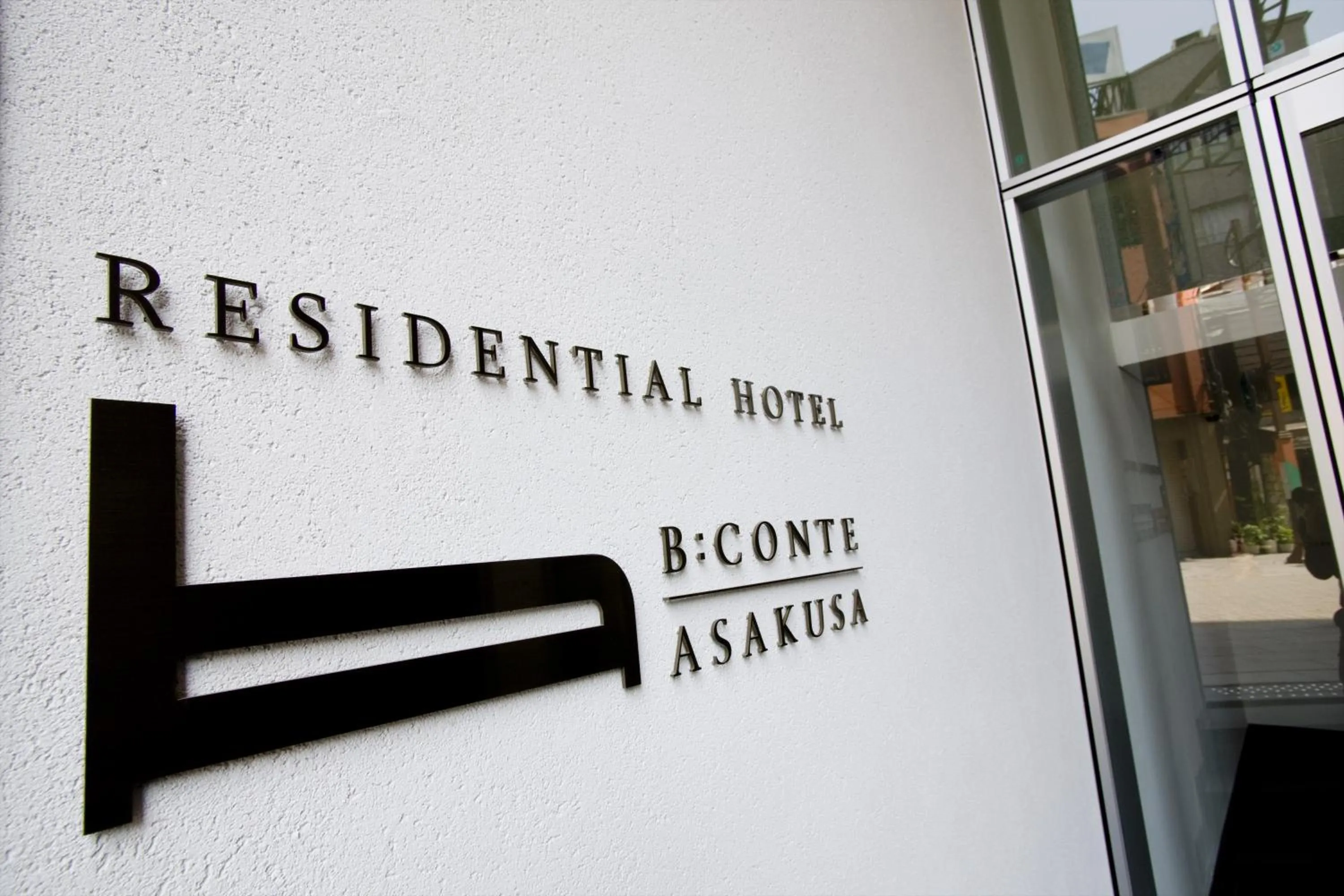 Facade/entrance in B:CONTE Asakusa