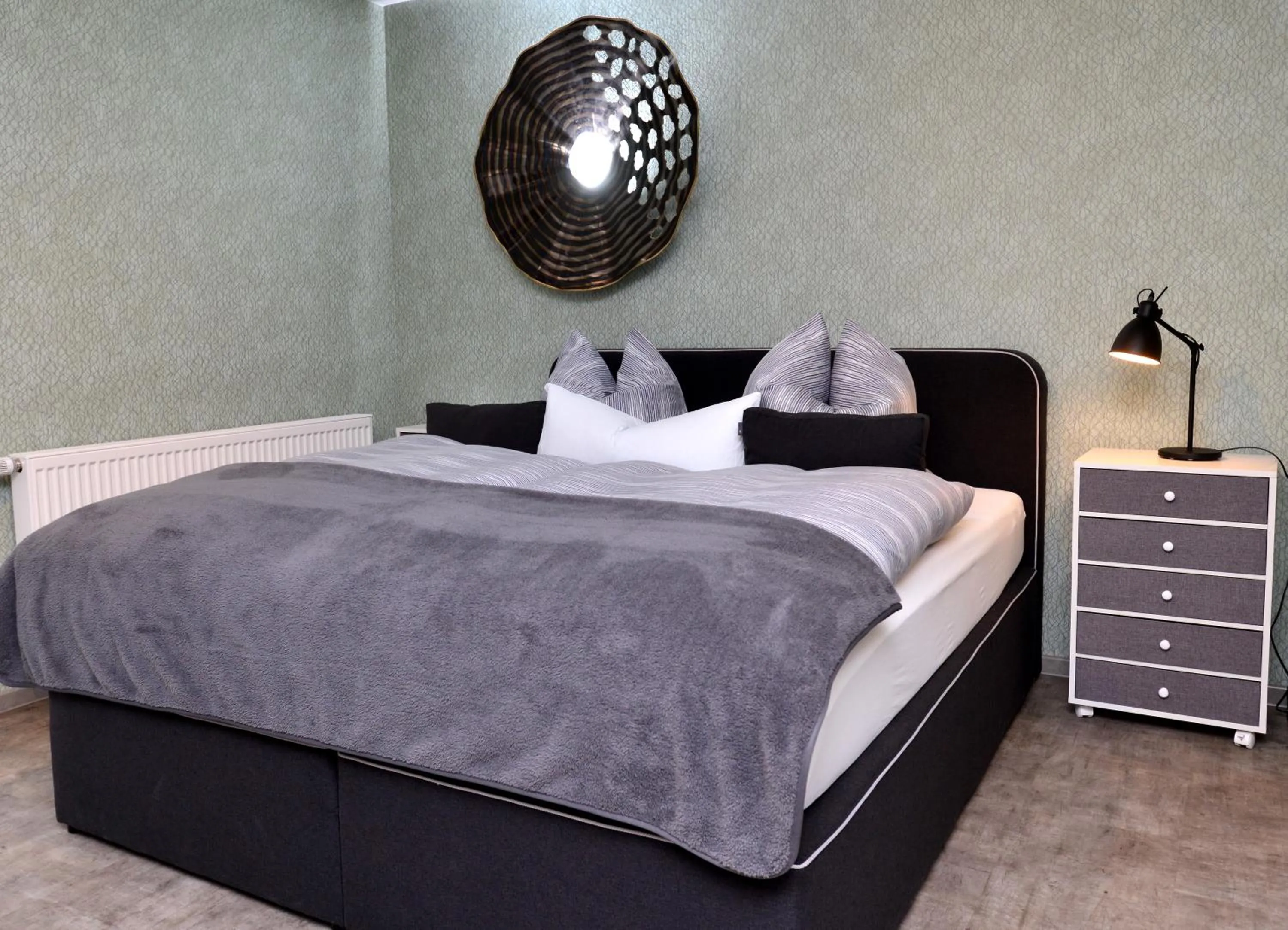 Bedroom, Bed in Aparthotel-Stadtallendorf