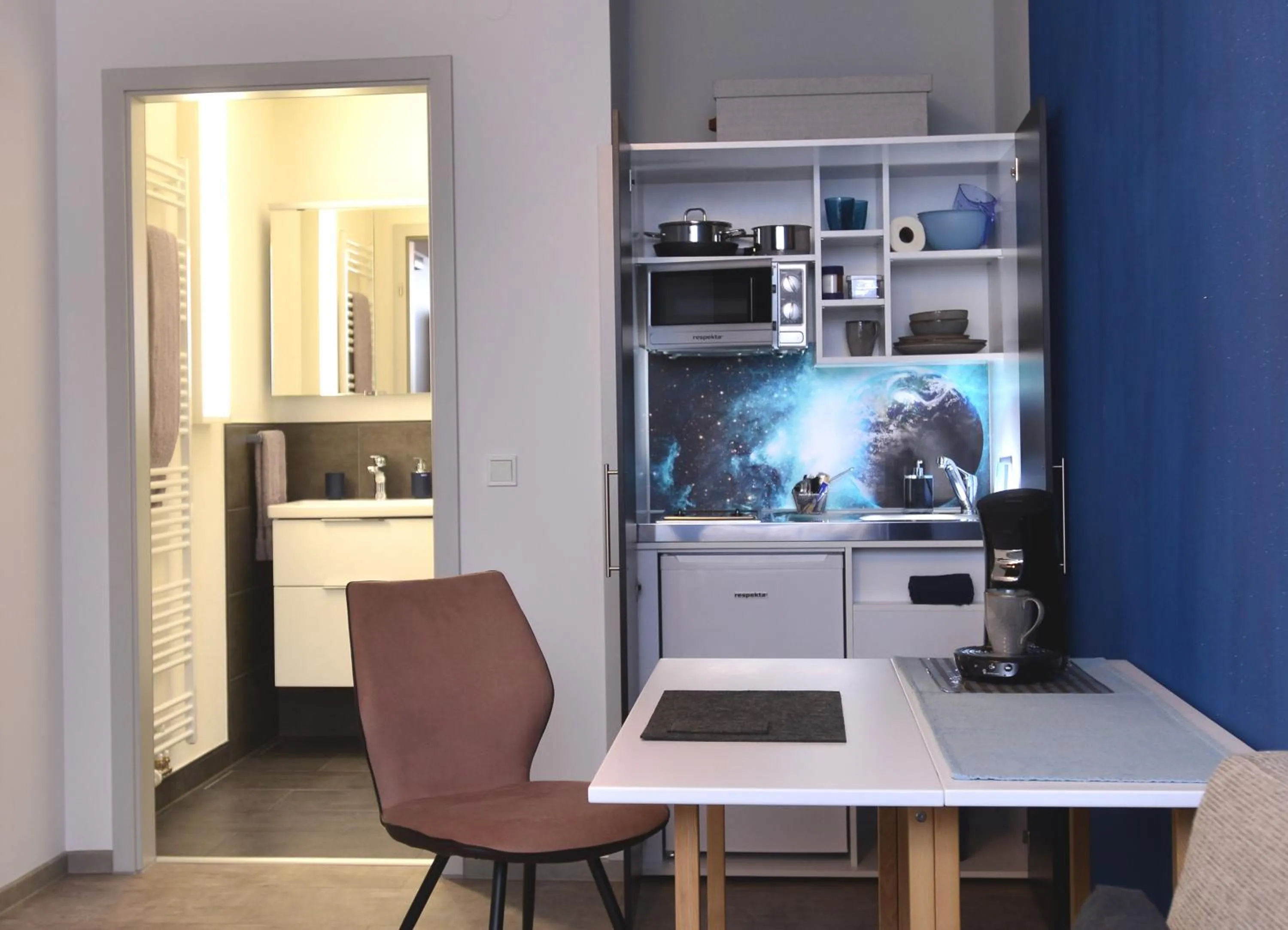 Kitchen or kitchenette in Aparthotel-Stadtallendorf