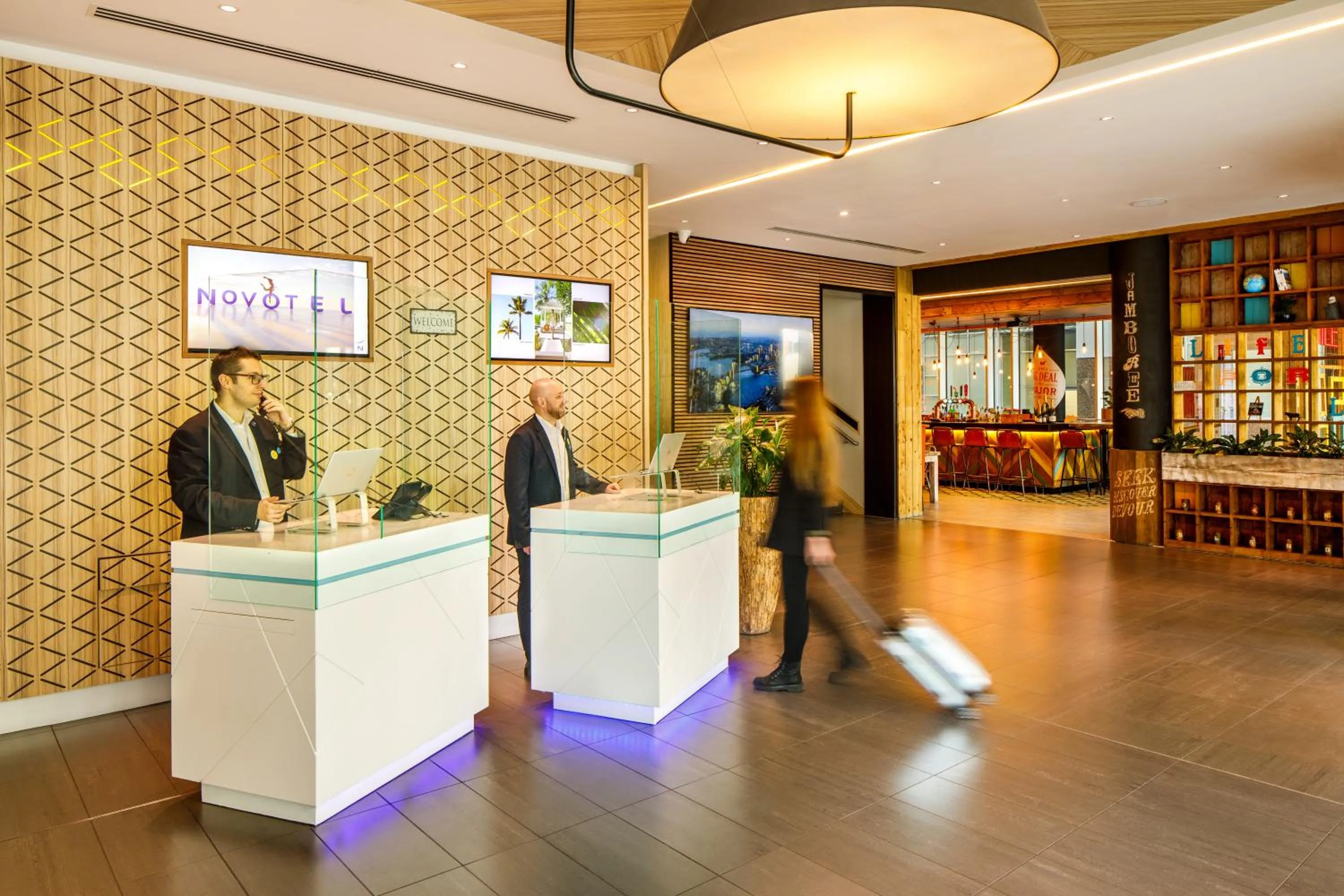 Lobby or reception in Novotel London Blackfriars