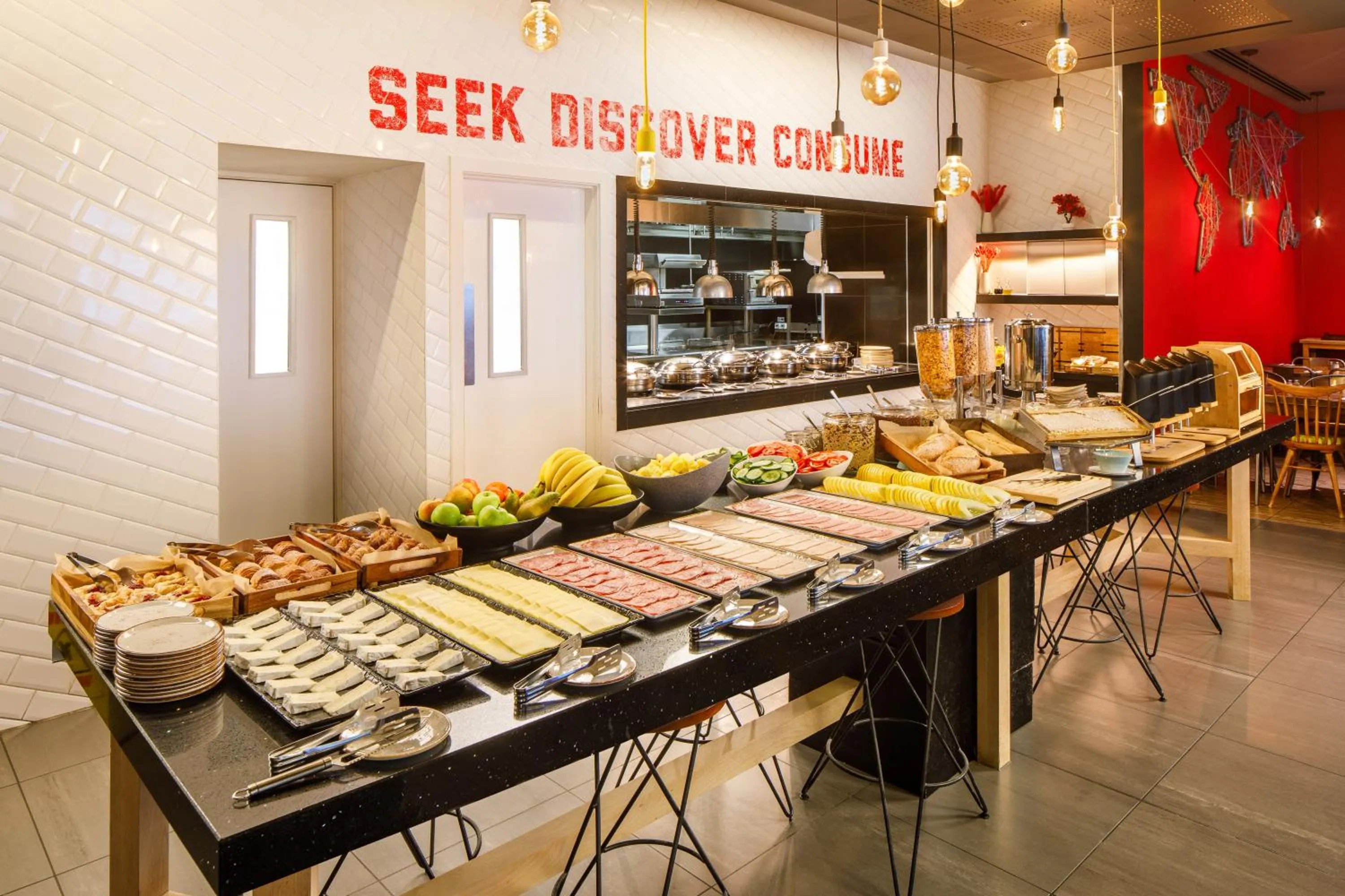 Breakfast in Novotel London Blackfriars