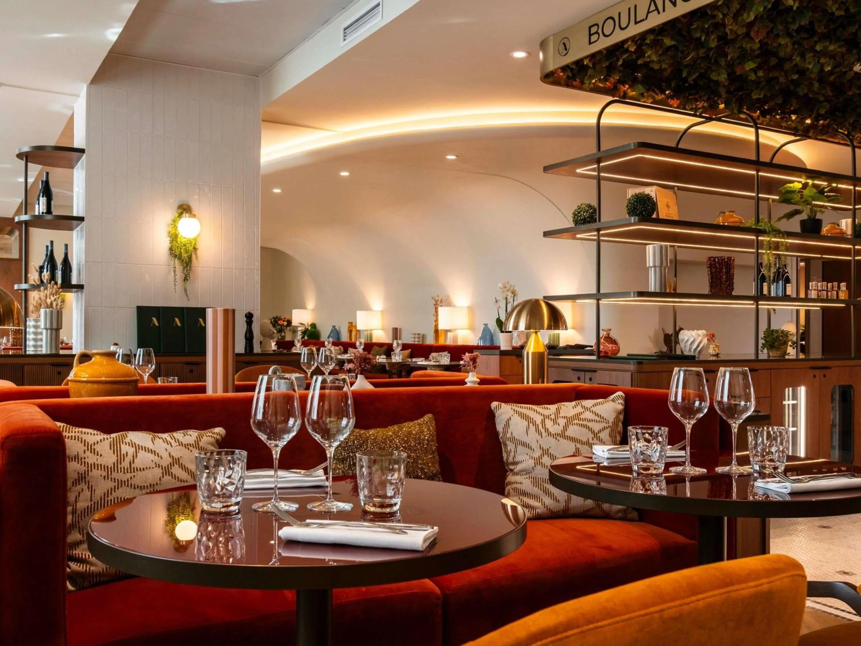 Restaurant/places to eat in Mercure Villefranche-sur-Saône