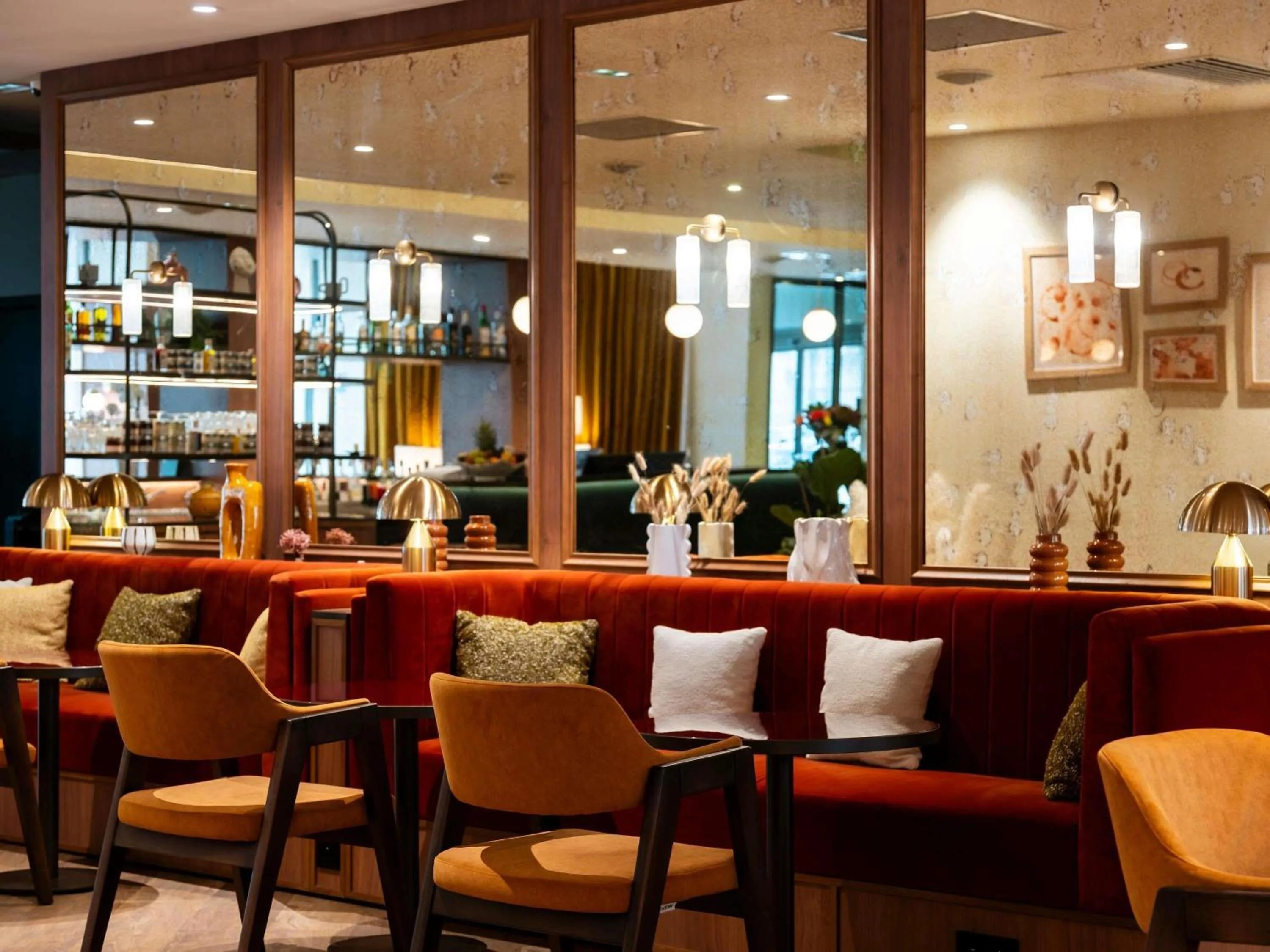 Restaurant/places to eat in Mercure Villefranche-sur-Saône